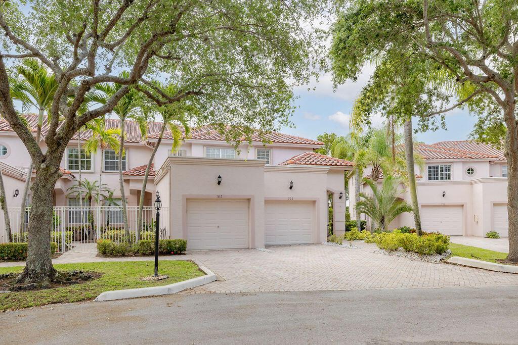 8050 Aberdeen Drive 202, Boynton Beach, FL 33472, Boynton Beach