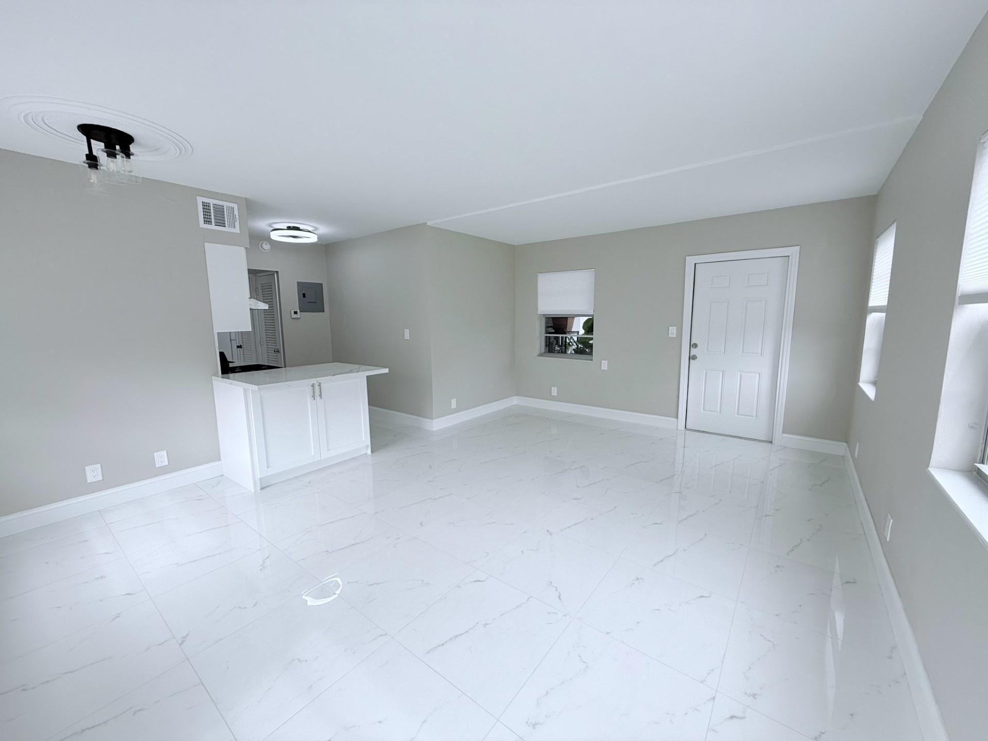 2725 Middle River Drive 7, Fort Lauderdale, FL 33306, Fort Lauderdale - Photo 3
