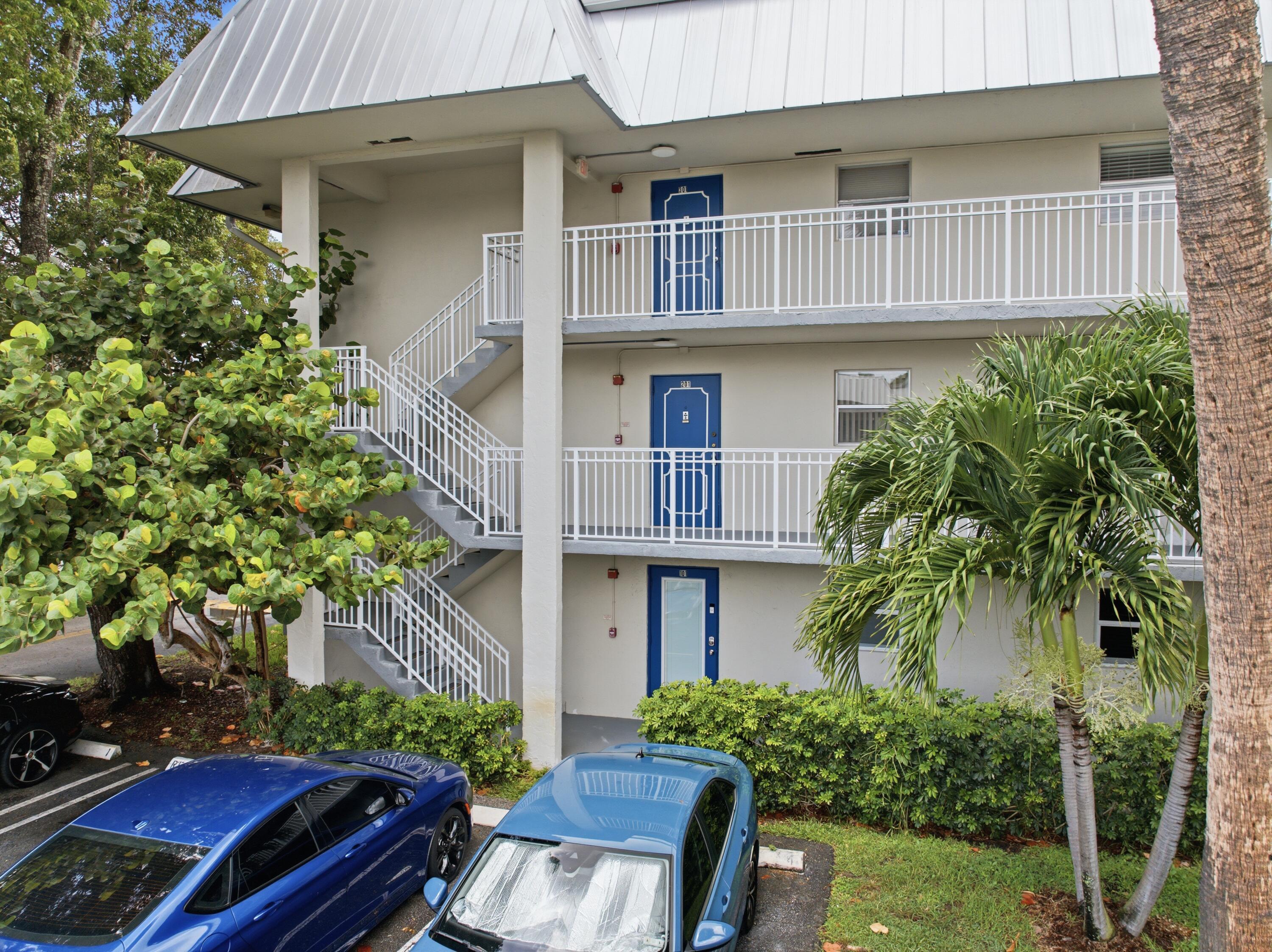 3000 Riverside Drive 201-1, Coral Springs, FL 33065, Coral Springs - Photo 2