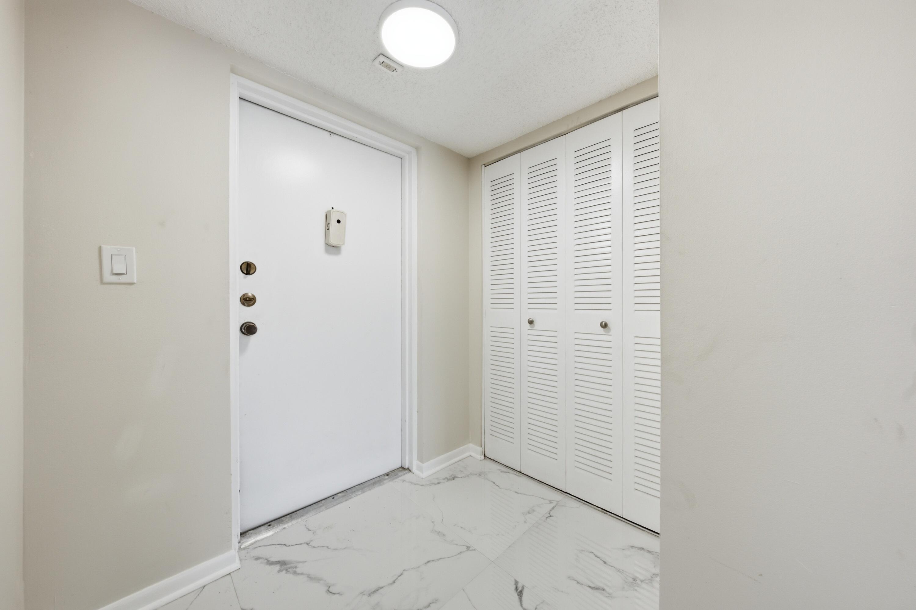 3000 Riverside Drive 201-1, Coral Springs, FL 33065, Coral Springs - Photo 4