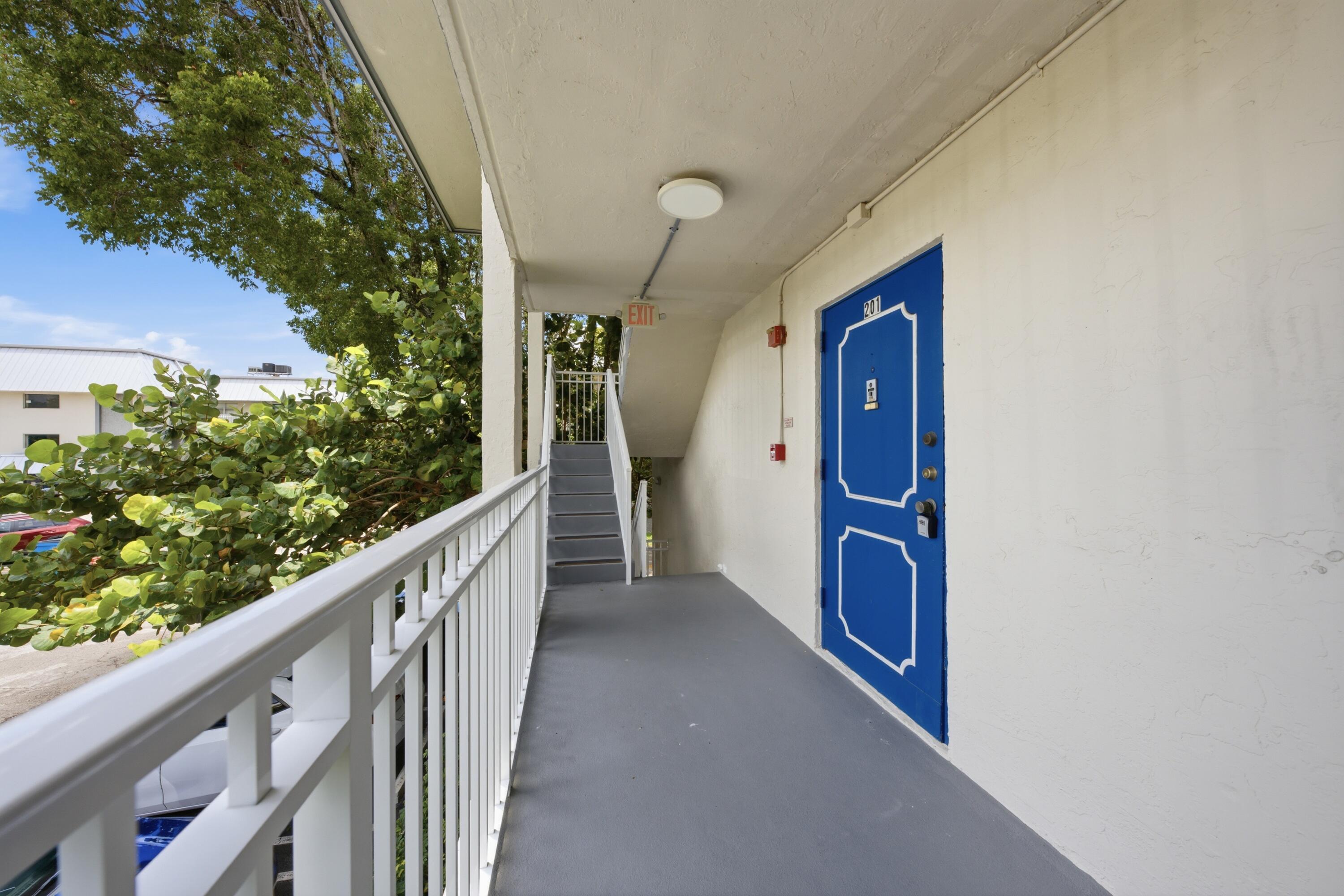 3000 Riverside Drive 201-1, Coral Springs, FL 33065, Coral Springs - Photo 3