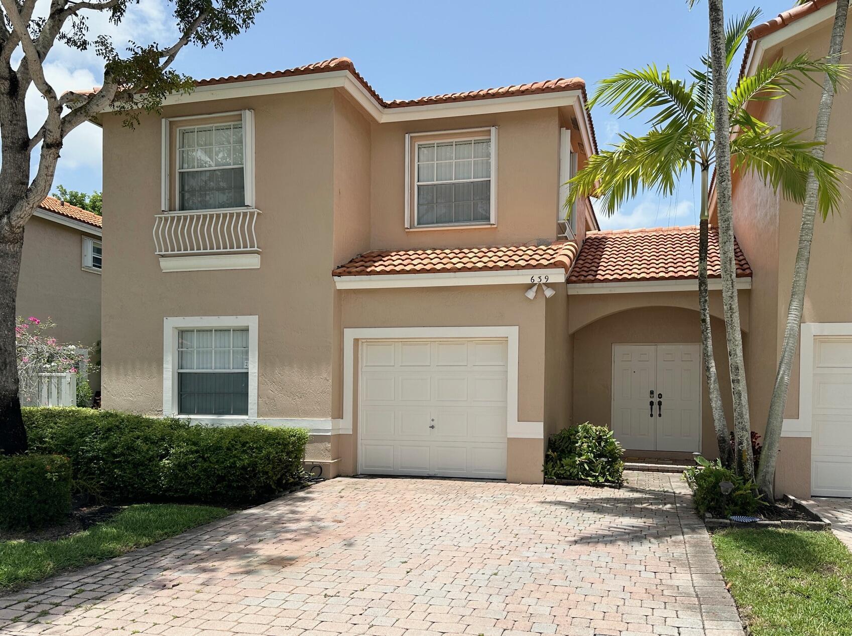 639 NW 130th Way, Pembroke Pines, FL 33028, Pembroke Pines