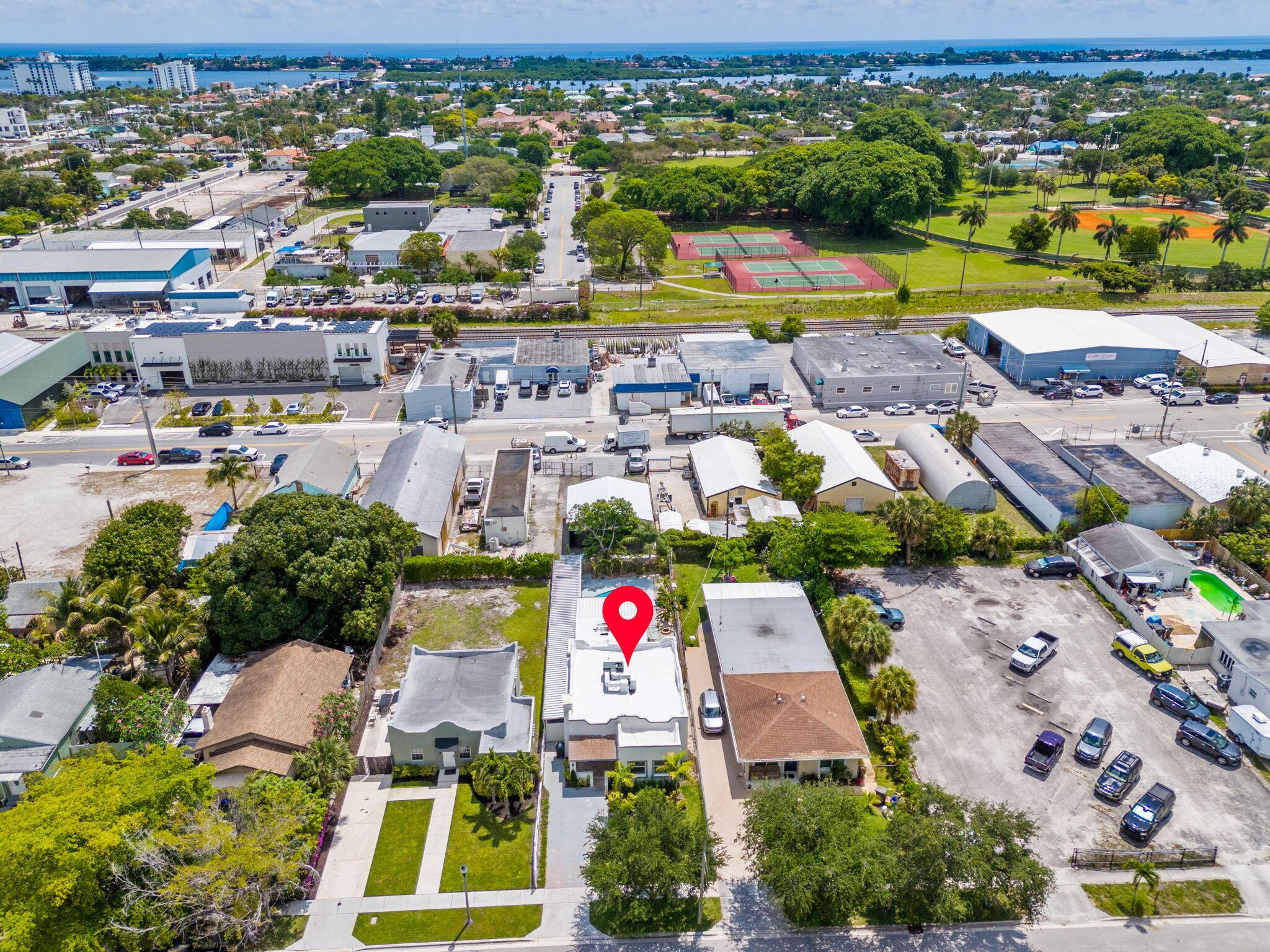 4324 Garden Avenue, West Palm Beach, FL 33405, West Palm Beach - Photo 2