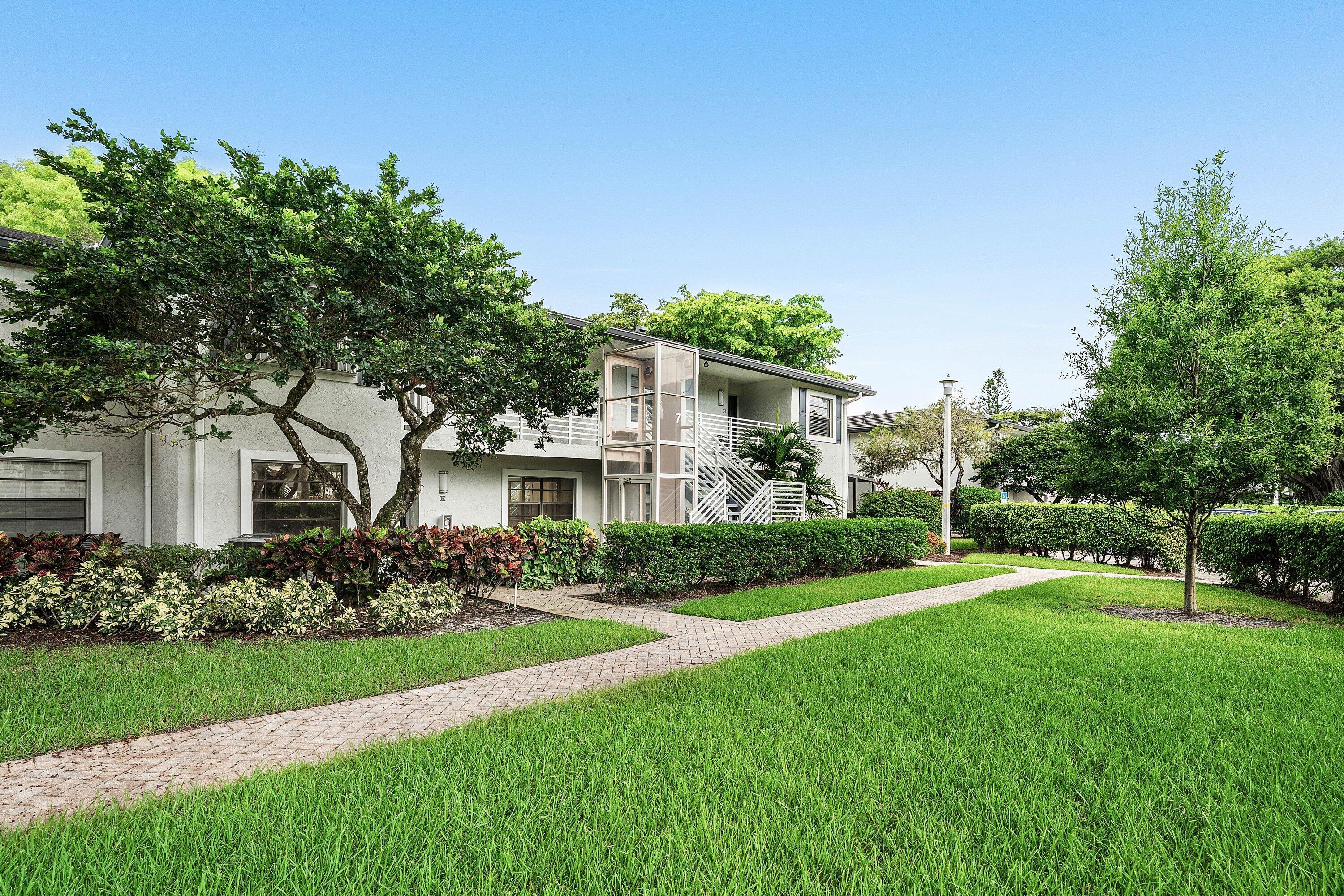 7 Southport Lane F, Boynton Beach, FL 33436, Boynton Beach - Photo 2