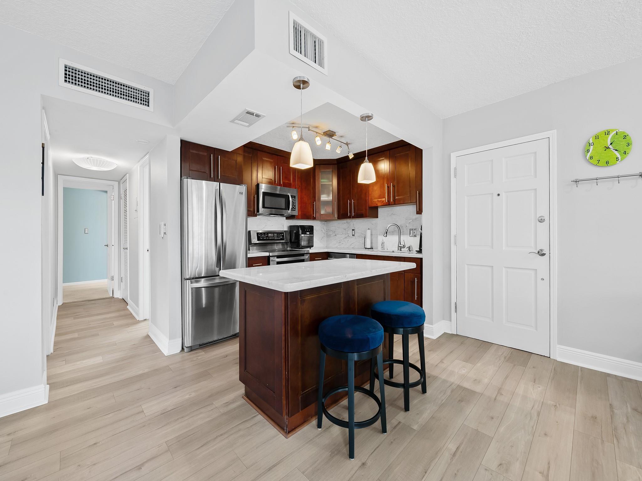 1839 Middle River Drive 105, Fort Lauderdale, FL 33305, Fort Lauderdale - Photo 5