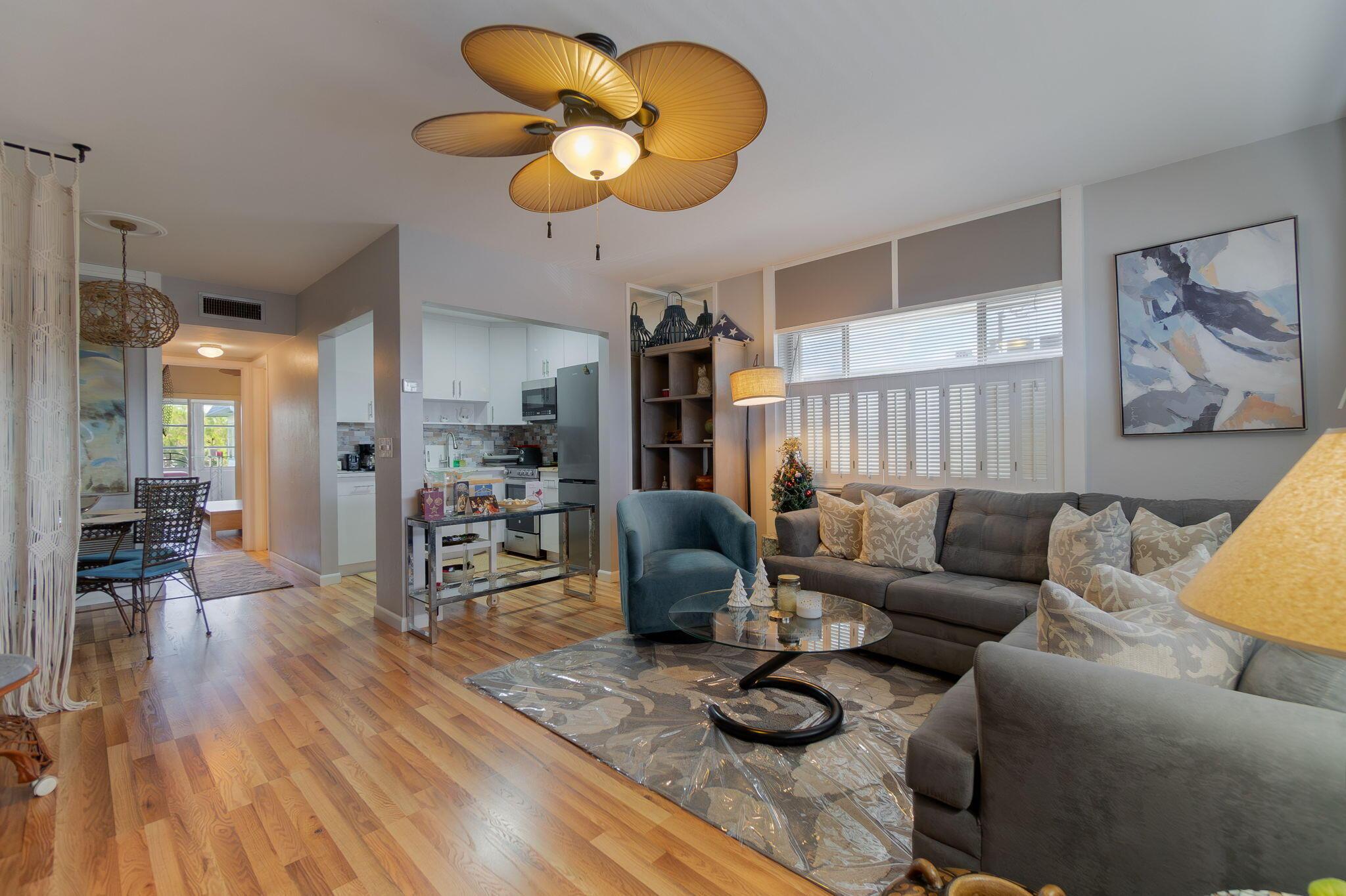 3280 Cynthia Lane 208, Lake Worth Beach, FL 33461, Lake Worth Beach - Photo 5
