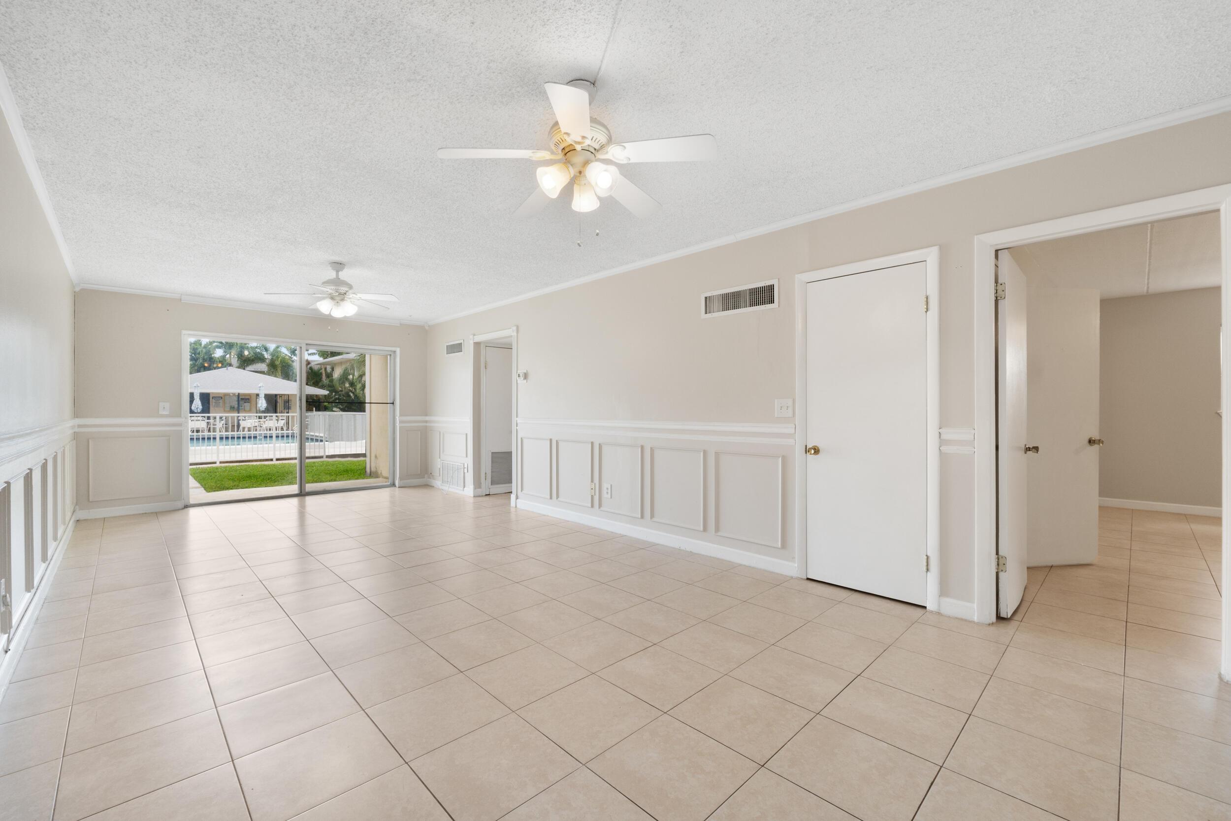 510 Prosperity Farms Rd. Road 4b, North Palm Beach, FL 33408, North Palm Beach - Photo 5