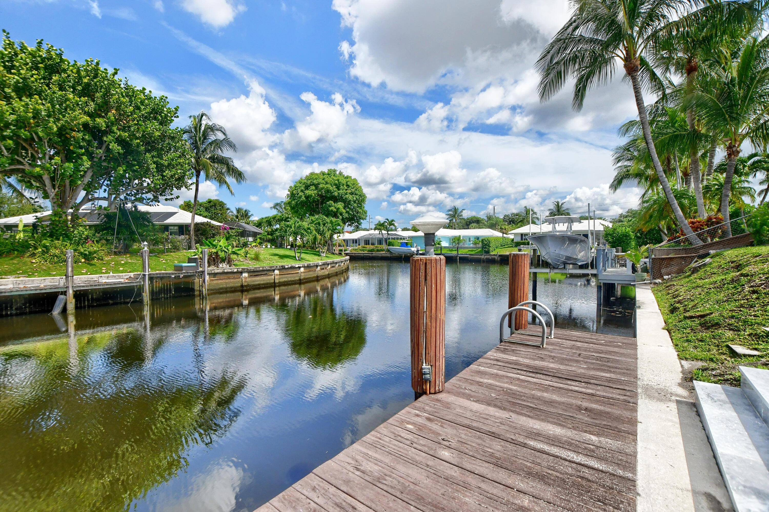 891 SW Hickory Terrace, Boca Raton, FL 33486, Boca Raton - Photo 3