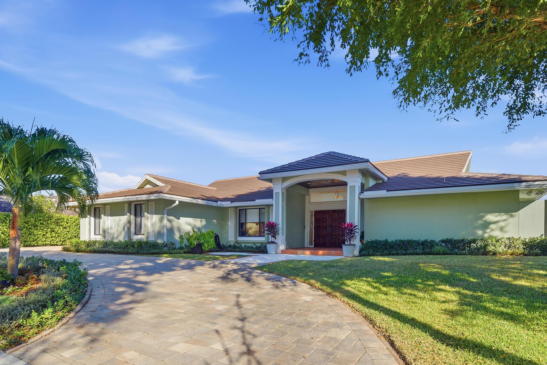 2308 Embassy Drive, West Palm Beach, FL 33401, West Palm Beach - Photo 4