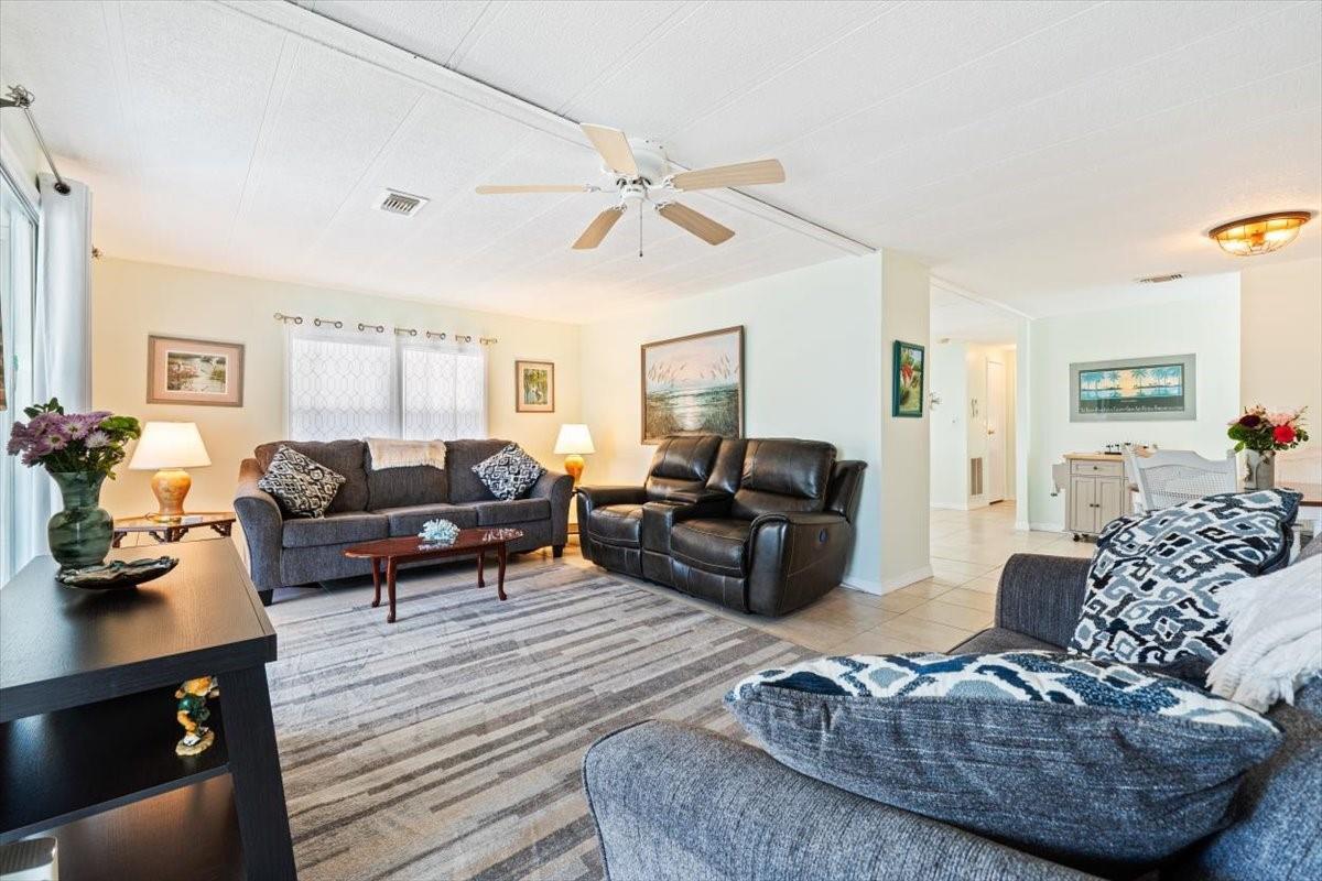 5389 NW 3rd Avenue, Deerfield Beach, FL 33064, Deerfield Beach - Photo 4