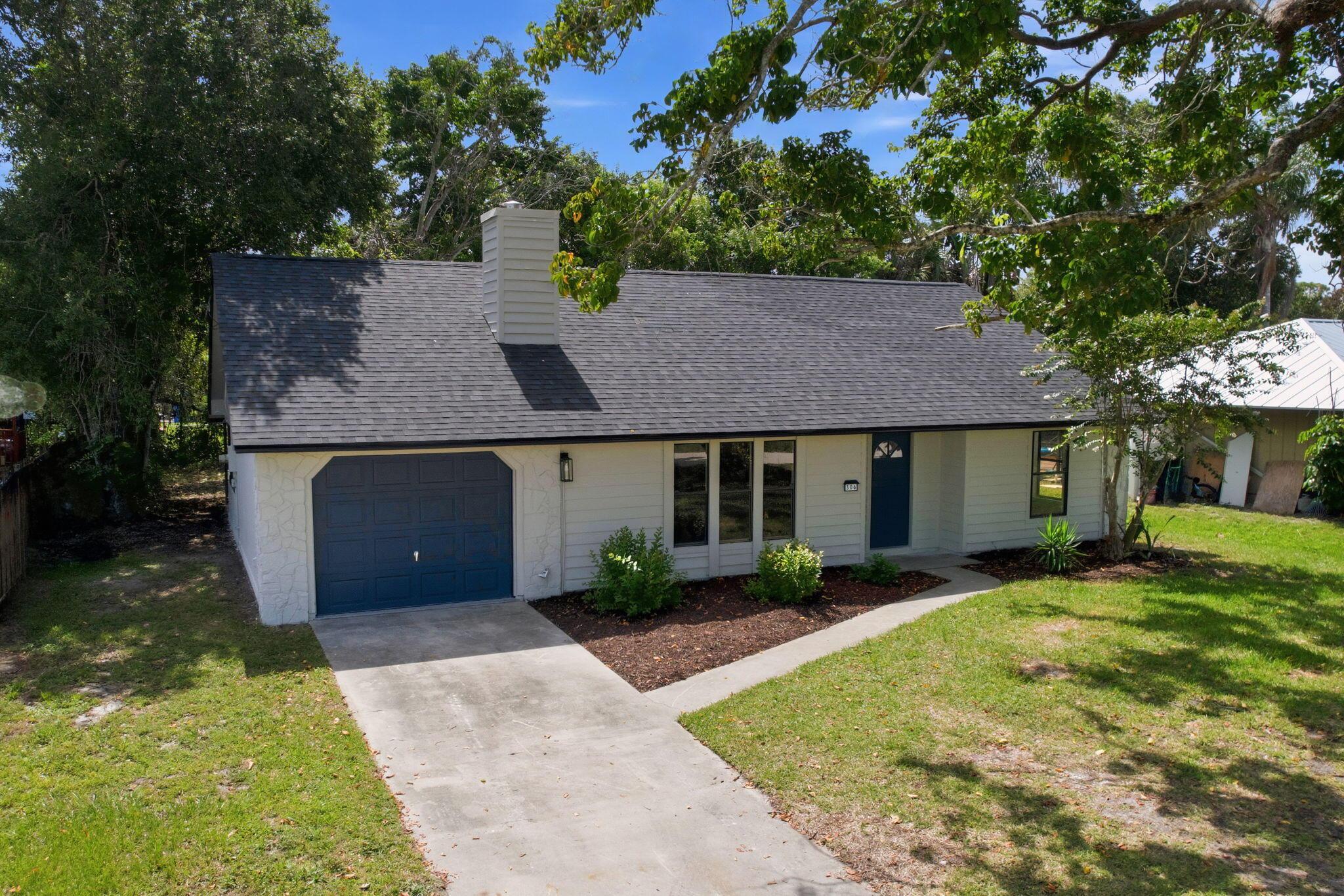 306 24th Avenue, Vero Beach, FL 32967, Vero Beach - Photo 2