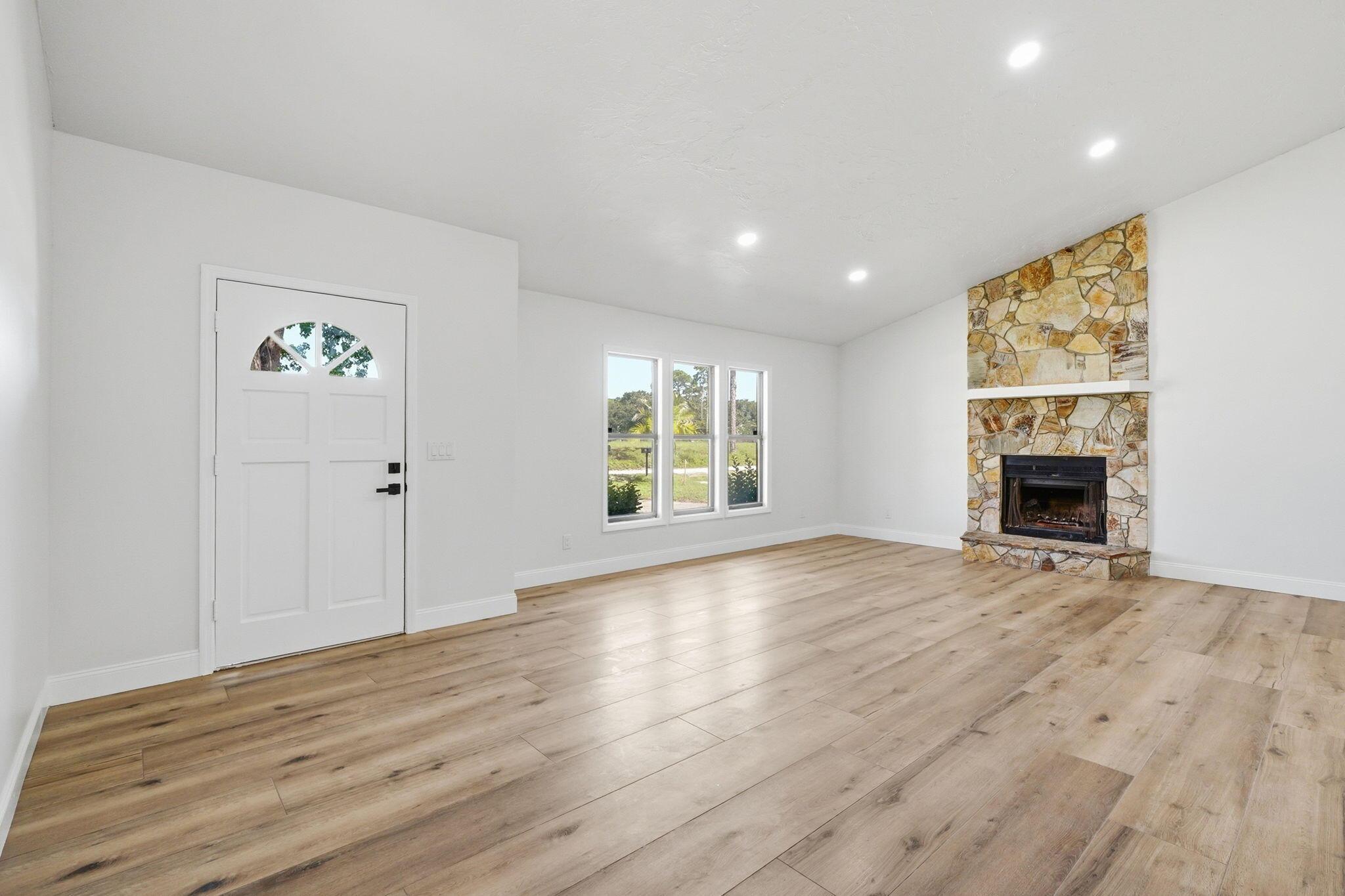 306 24th Avenue, Vero Beach, FL 32967, Vero Beach - Photo 5