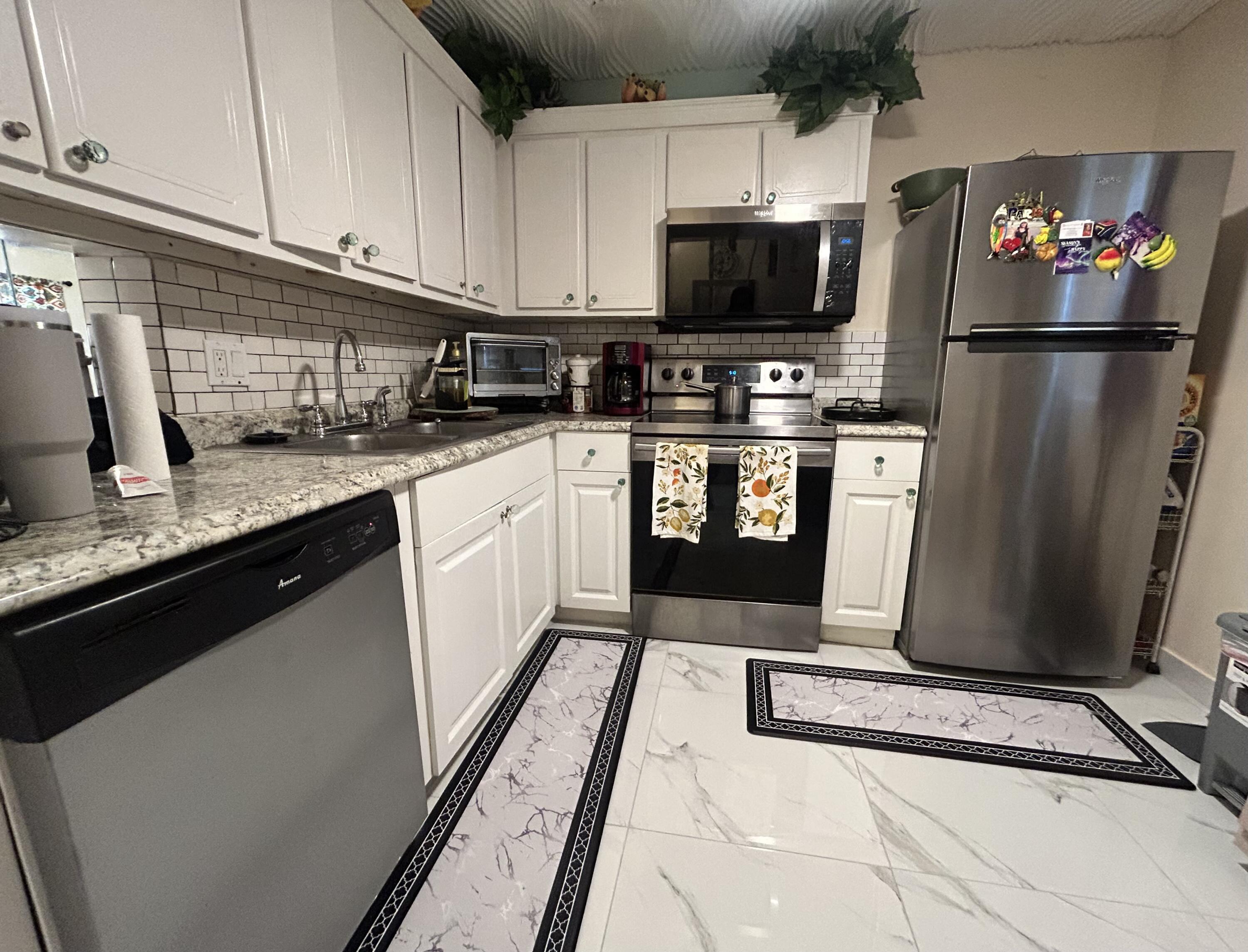 300 NE 26th Avenue 113, Boynton Beach, FL 33435, Boynton Beach - Photo 3