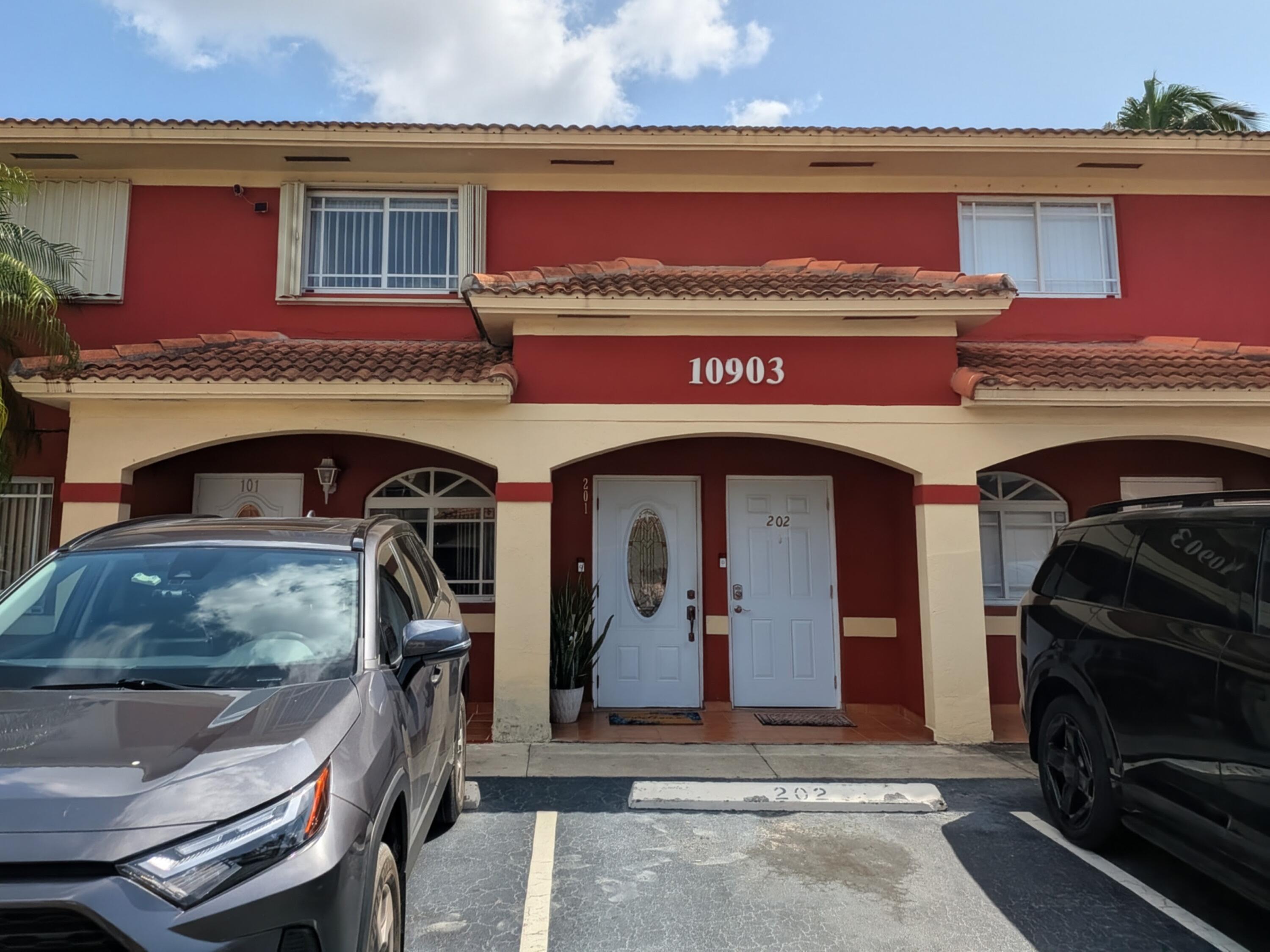 10903 W Okeechobee Road 201, Hialeah, FL 33018, Hialeah