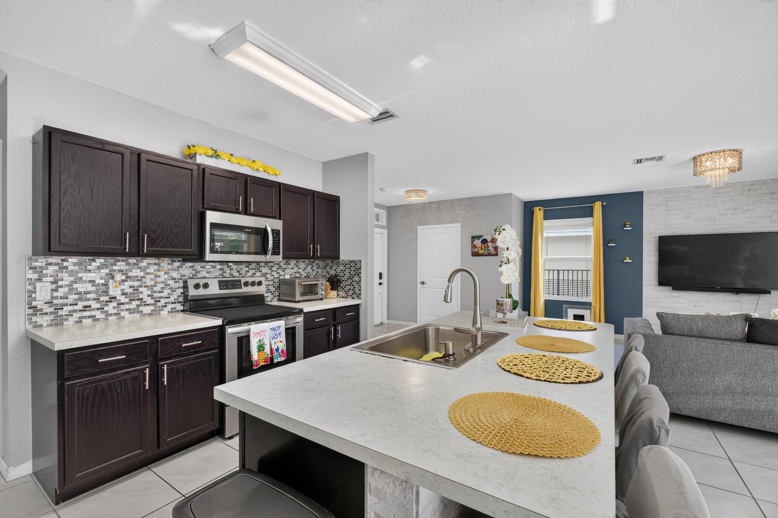 3758 Whitney Park Lane, Greenacres, FL 33463, Greenacres - Photo 4