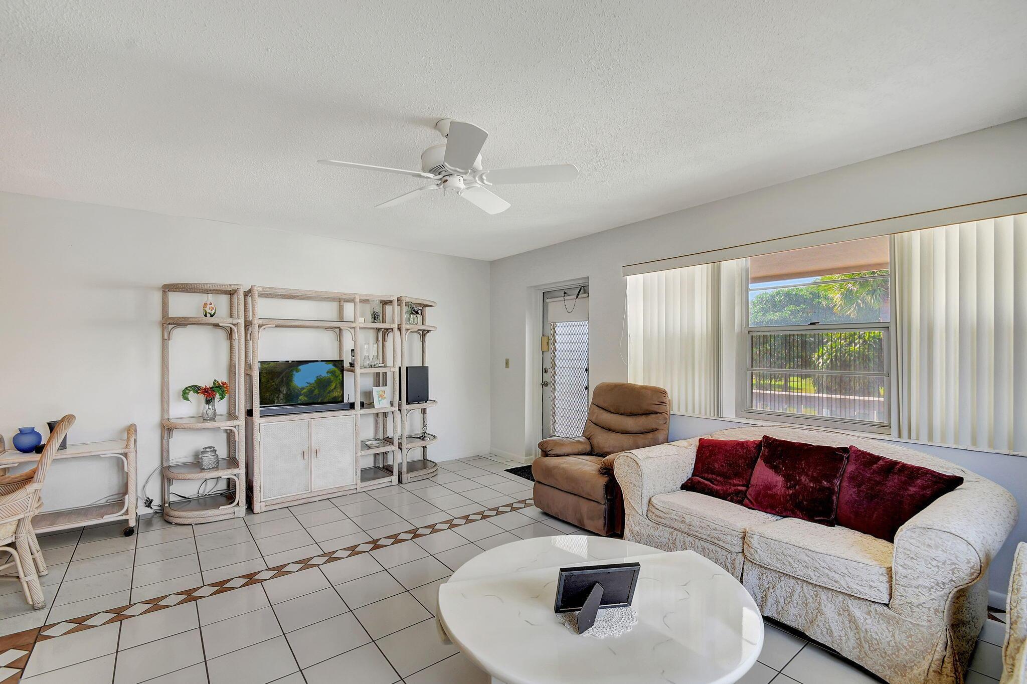 226 Andover I, West Palm Beach, FL 33417, West Palm Beach - Photo 2