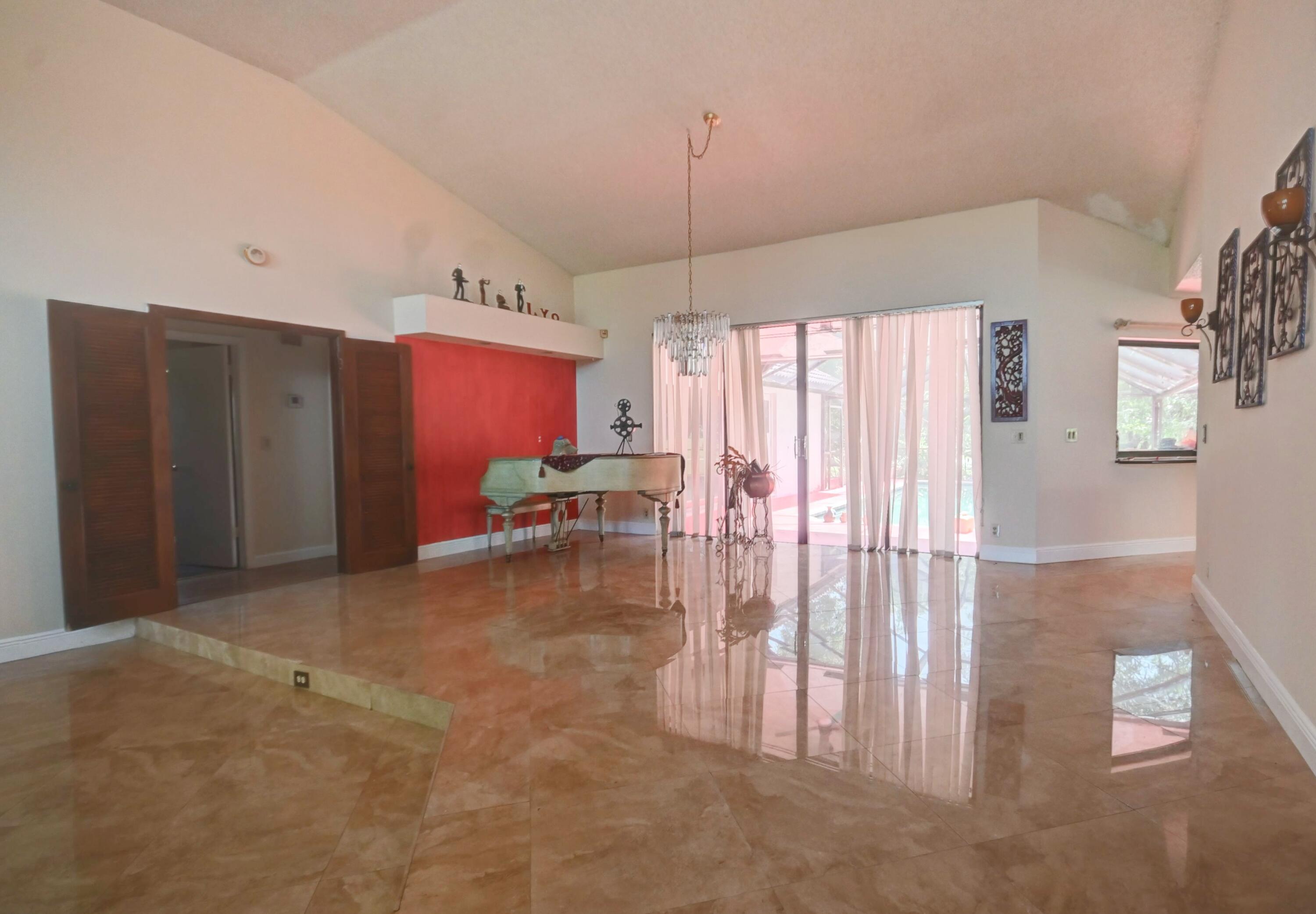 19915 Back 9 Drive, Boca Raton, FL 33498, Boca Raton - Photo 2