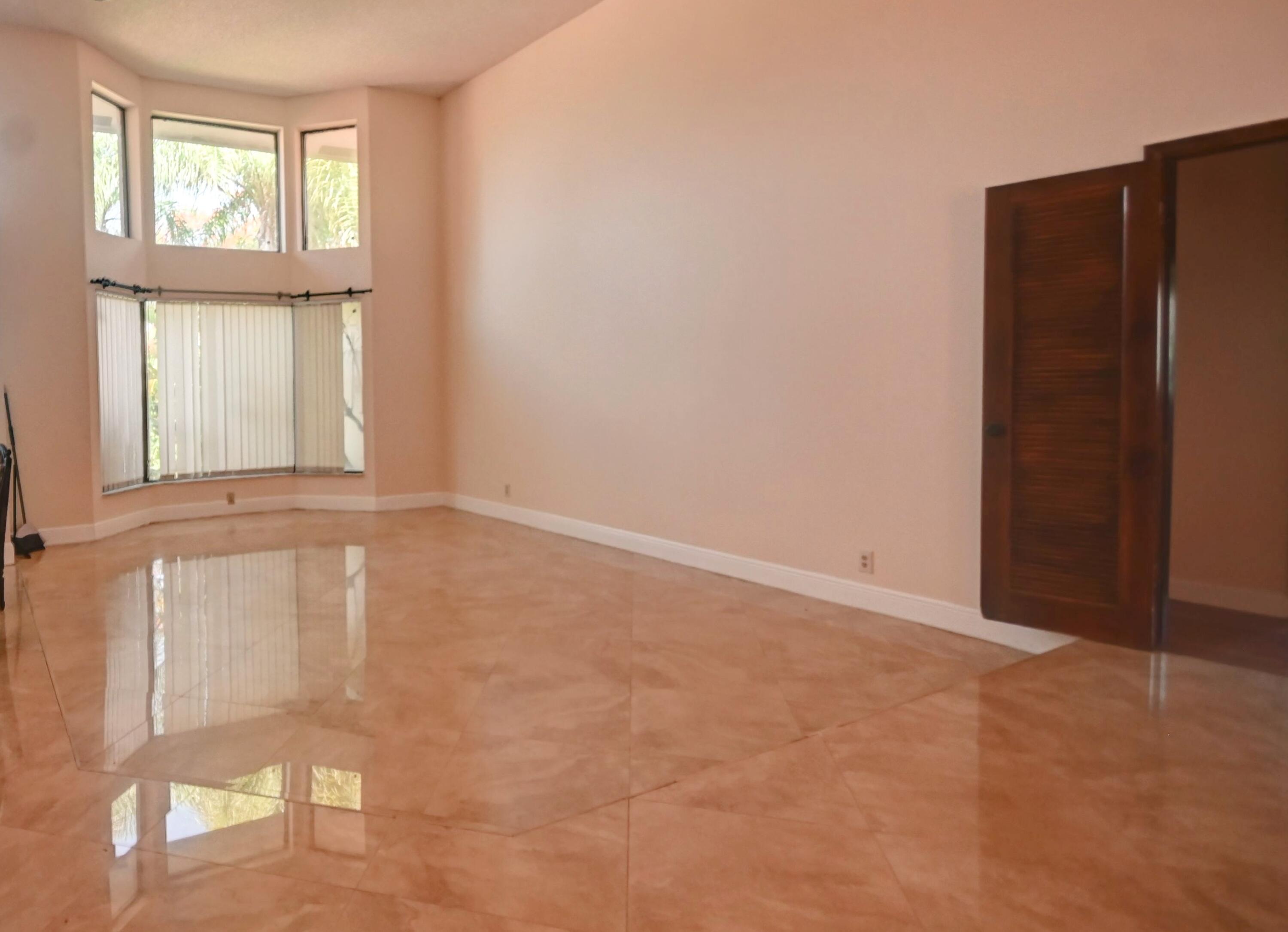 19915 Back 9 Drive, Boca Raton, FL 33498, Boca Raton - Photo 3