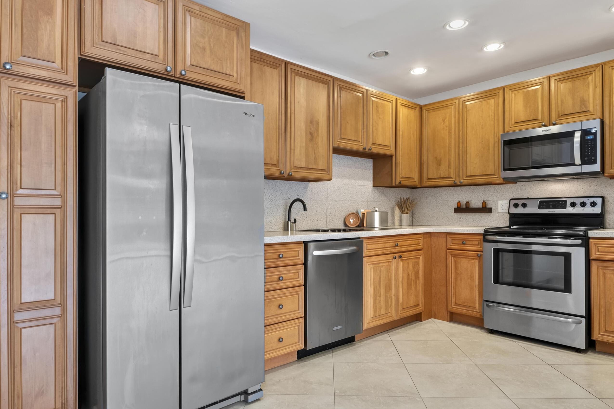 13 Jacaranda Drive 214, Plantation, FL 33324, Plantation