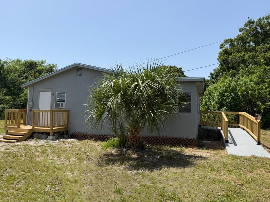 4250 29th Avenue, Vero Beach, FL 32967, Vero Beach - Photo 2