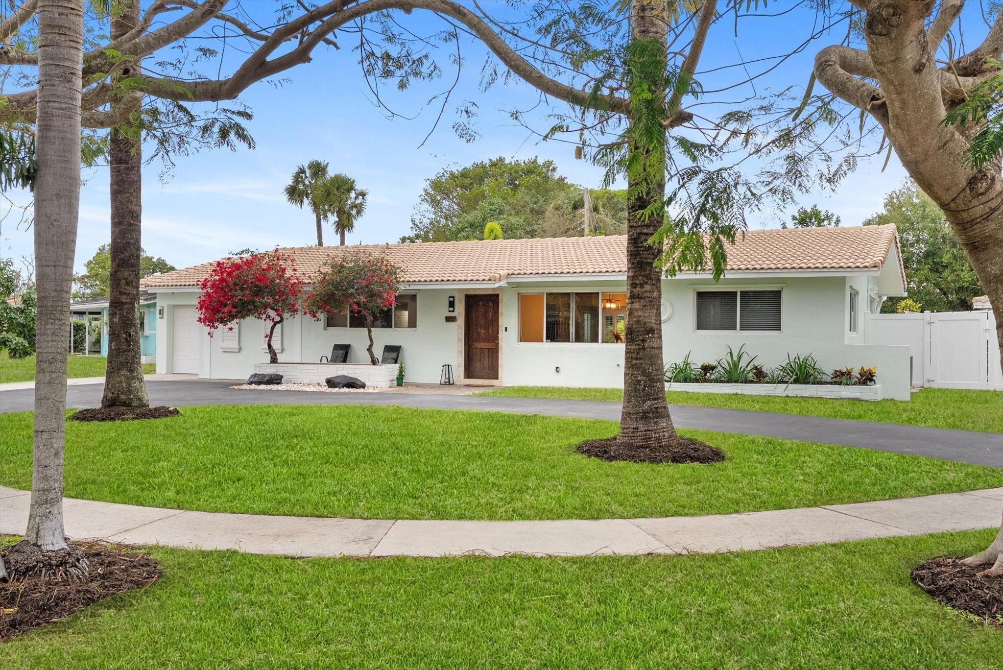 1257 NW 5th Street, Boca Raton, FL 33486, Boca Raton - Photo 2