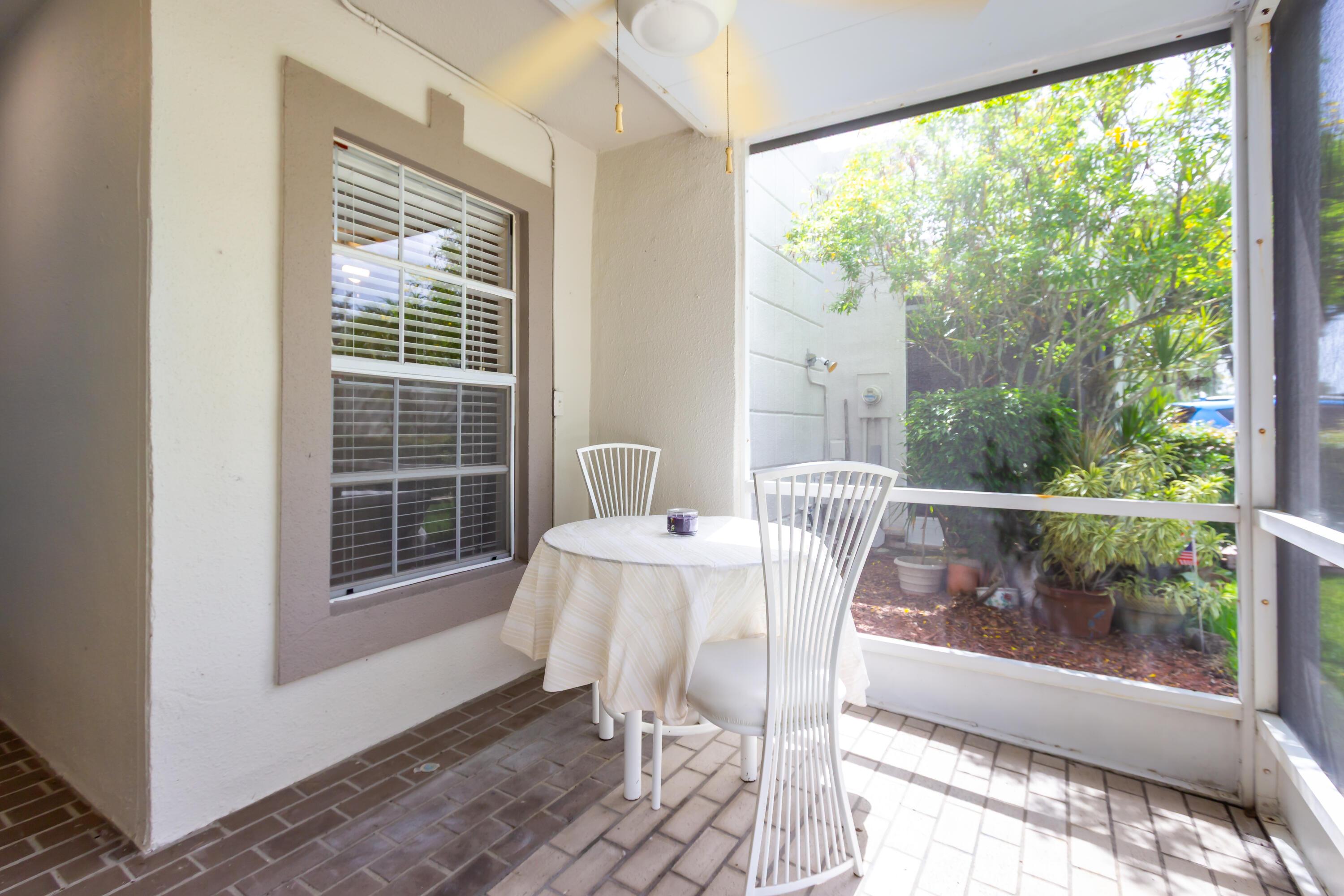 9185 Flynn Circle 3, Boca Raton, FL 33496, Boca Raton - Photo 3