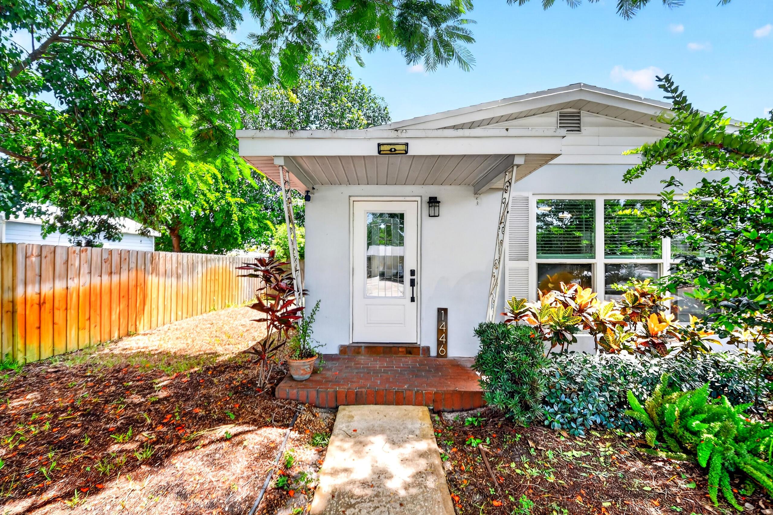 1446 W Perry Street, Lantana, FL 33462, Lantana - Photo 4