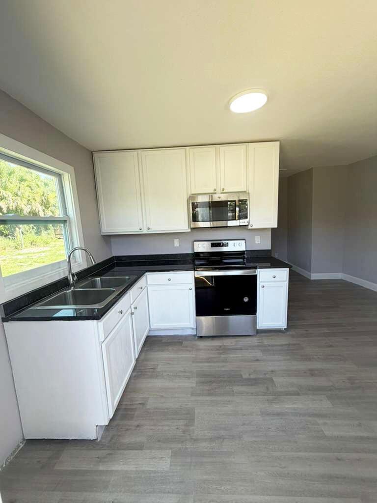 4250 29th Avenue B, Vero Beach, FL 32967, Vero Beach - Photo 3
