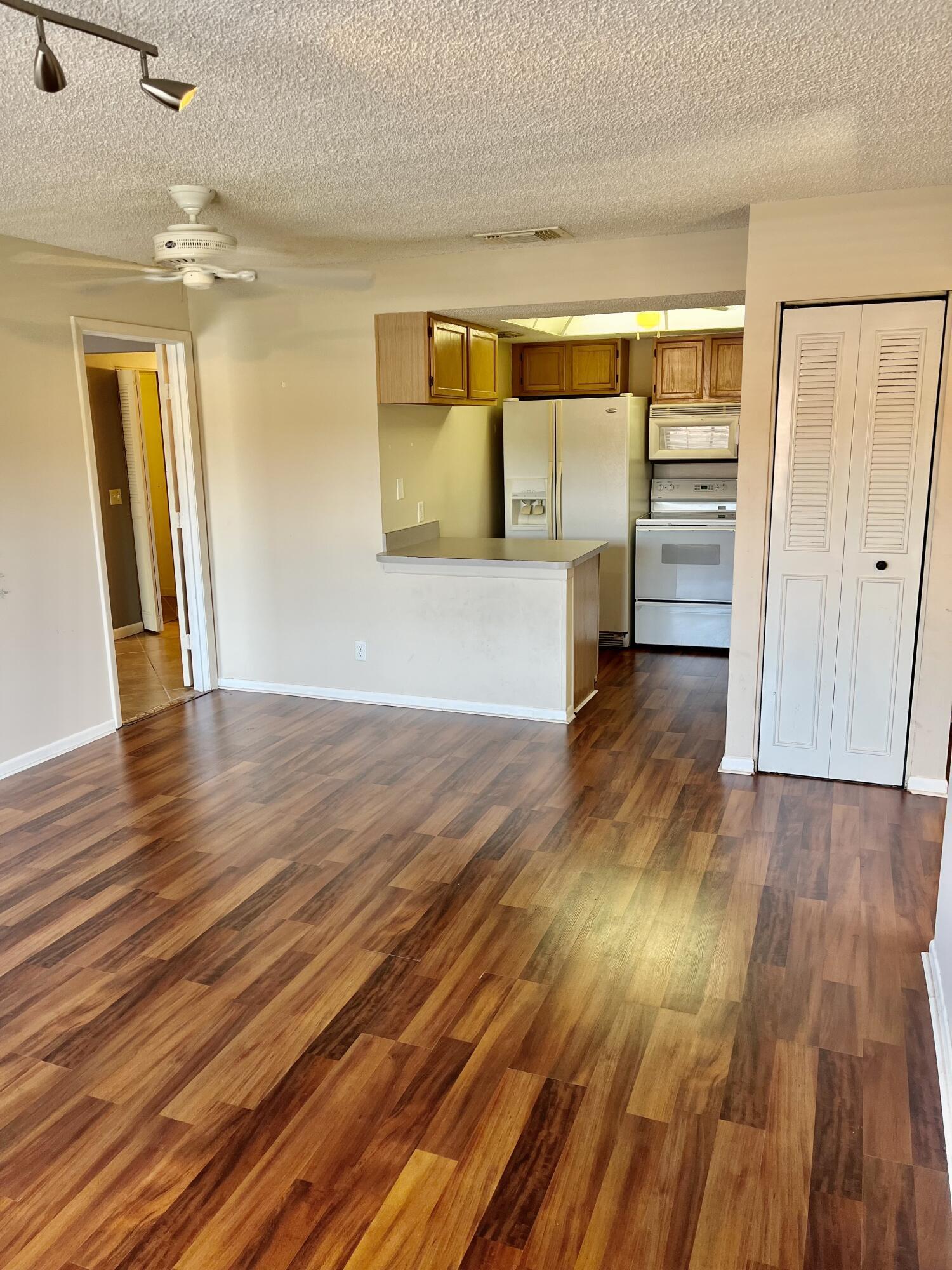 2470 SE Garden Terrace 502, Port St. Lucie, FL 34952, Port St. Lucie - Photo 5