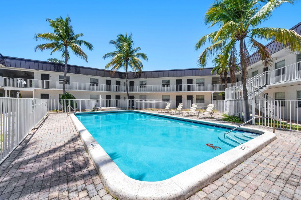 1470 N Dixie Highway 43, Fort Lauderdale, FL 33304, Fort Lauderdale