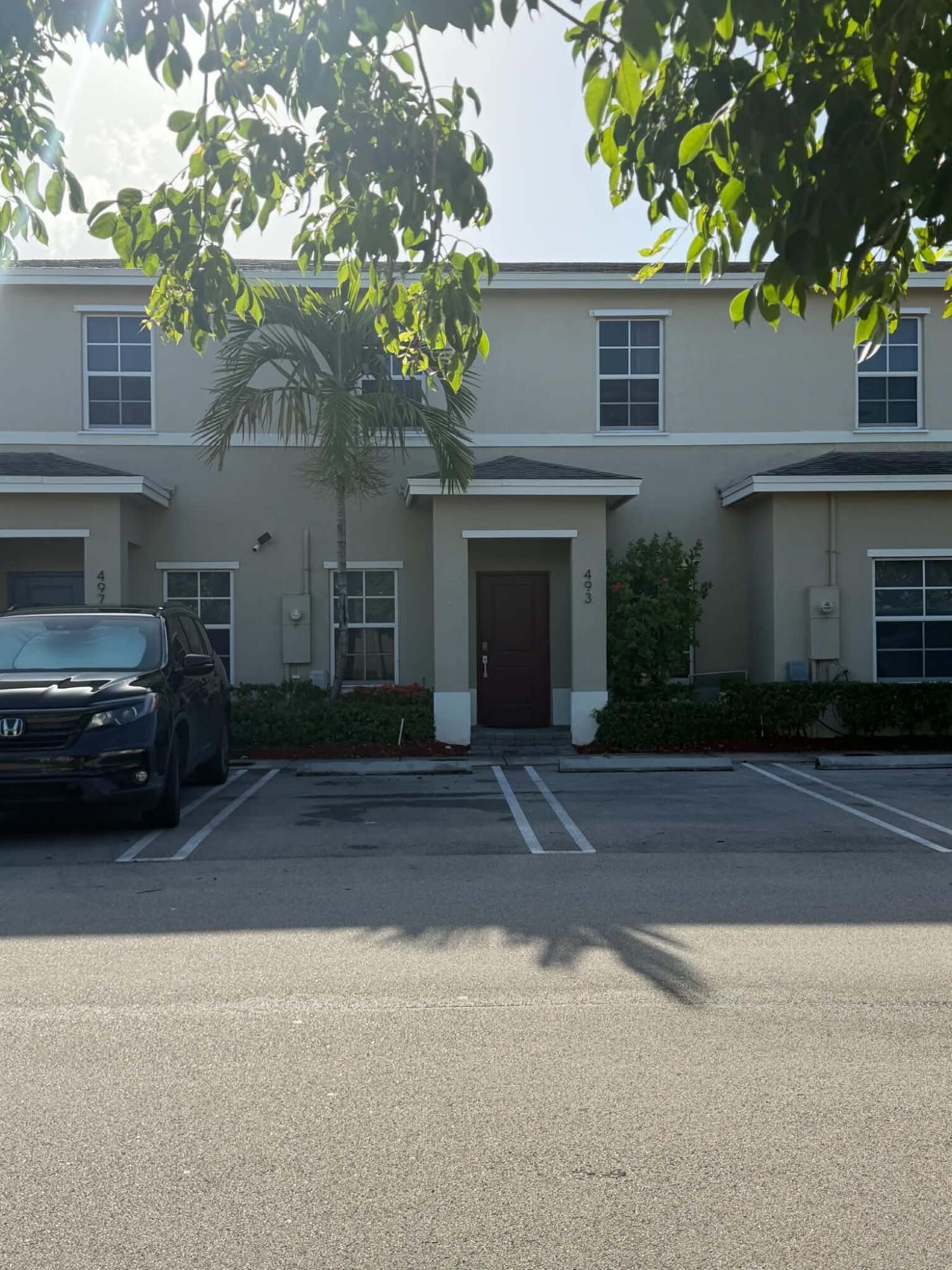 493 NE 5th Place, Florida City, FL 33034, Florida City - Photo 2