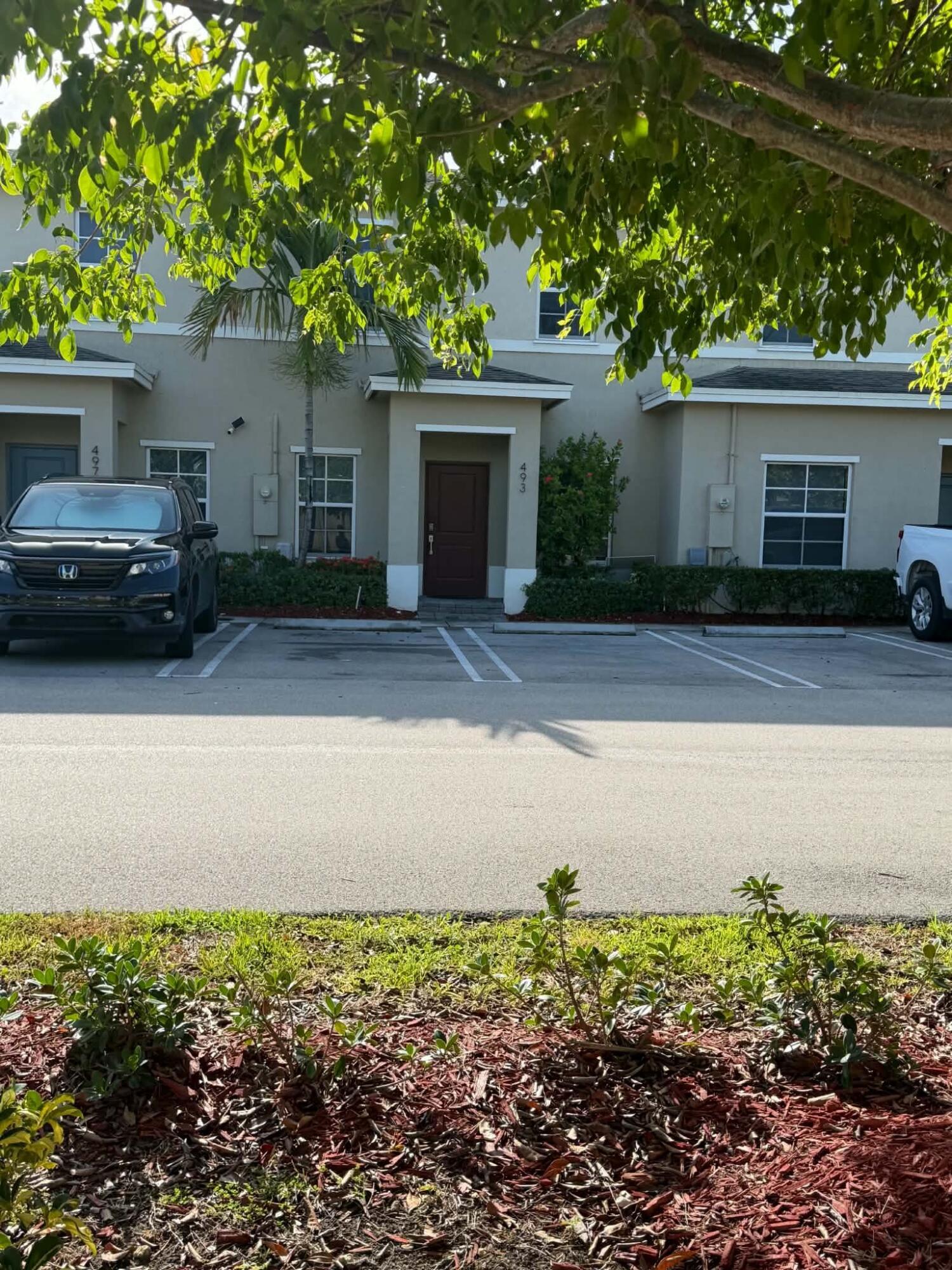 493 NE 5th Place, Florida City, FL 33034, Florida City - Photo 3