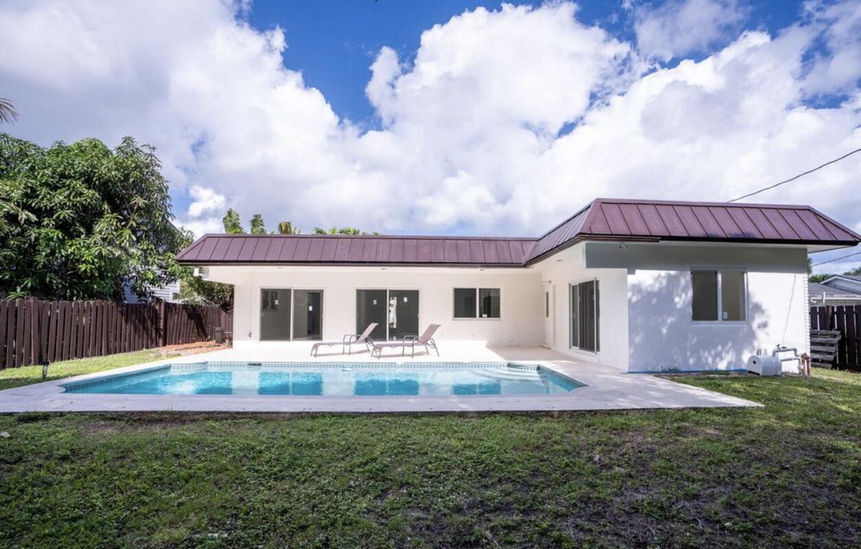 1070 SW 18th Street, Boca Raton, FL 33486, Boca Raton