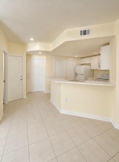 5080 Fairways Circle G202, Vero Beach, FL 32967, Vero Beach - Photo 4