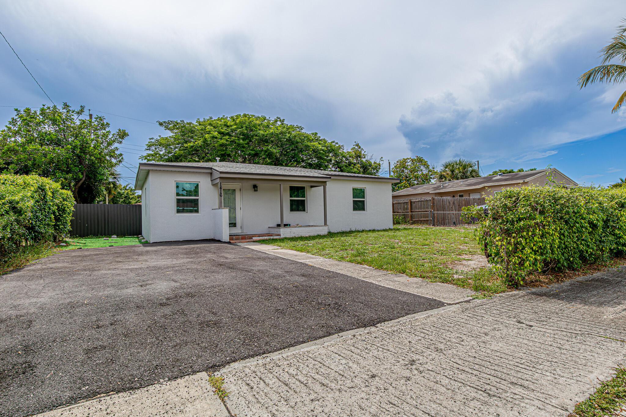 1416 S C Street, Lake Worth Beach, FL 33460, Lake Worth Beach - Photo 3
