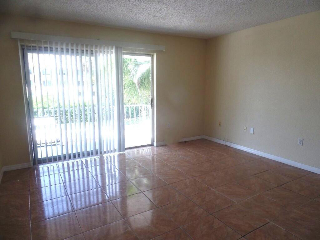 411 Executive Center Drive 210, West Palm Beach, FL 33401, West Palm Beach - Photo 4