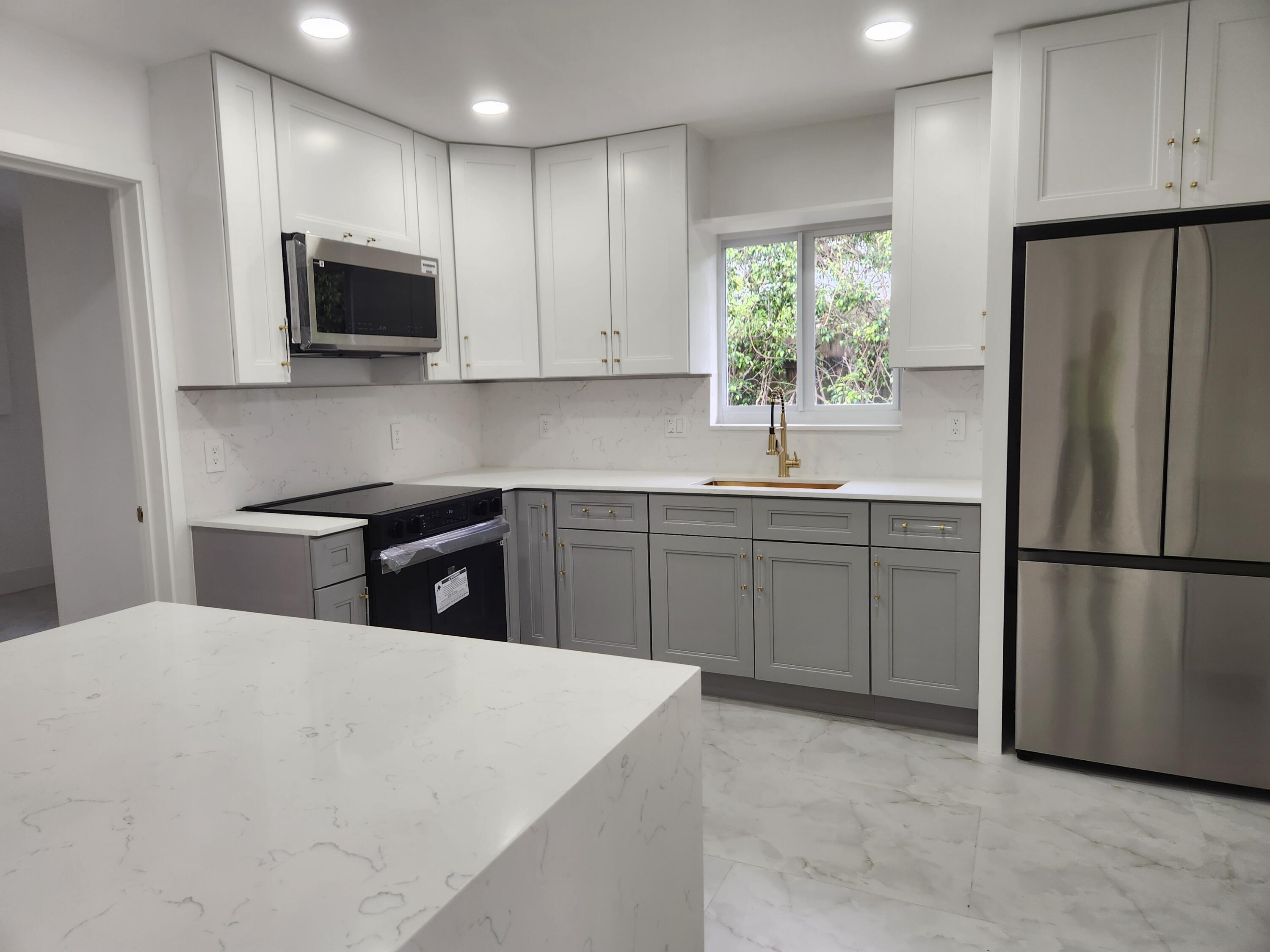 401 SE 1st Avenue, Pompano Beach, FL 33060, Pompano Beach - Photo 3