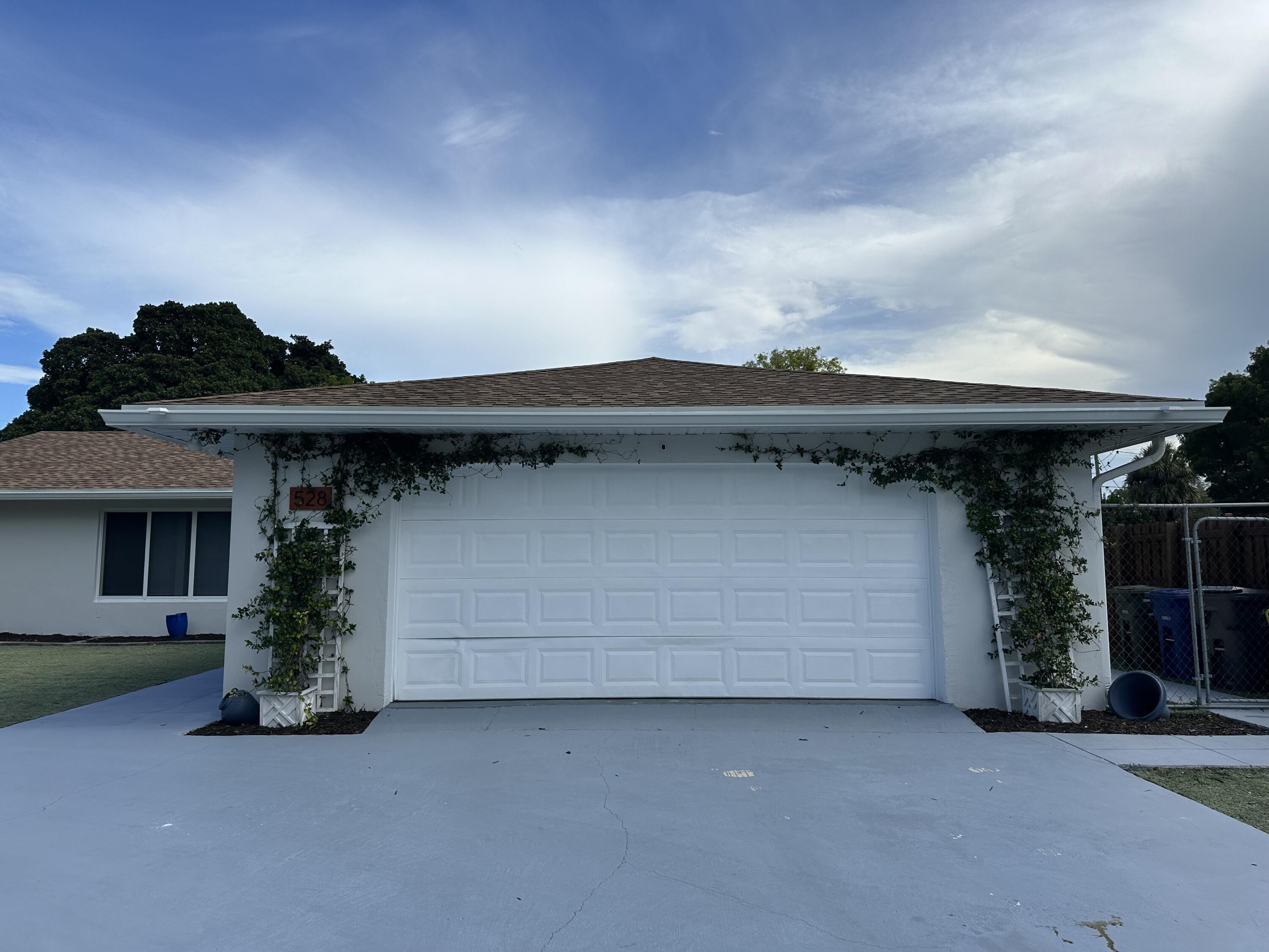 528 Date Palm Drive, Lake Park, FL 33403, Lake Park - Photo 3