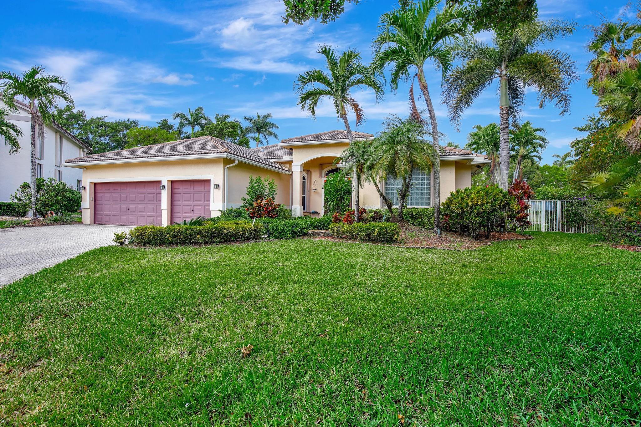 4070 Sanderling Lane, Weston, FL 33331, Weston