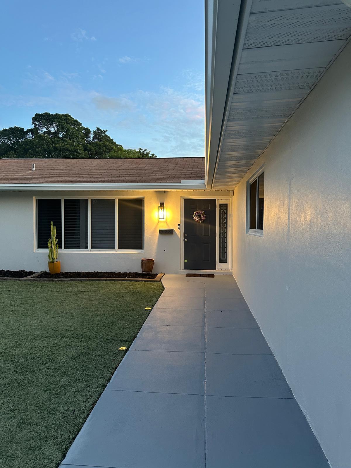 528 Date Palm Drive, Lake Park, FL 33403, Lake Park - Photo 5