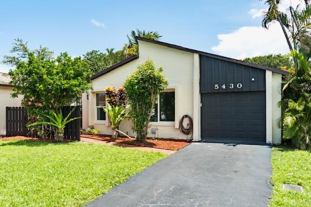 5430 Mirror Lakes Boulevard, Boynton Beach, FL 33472, Boynton Beach