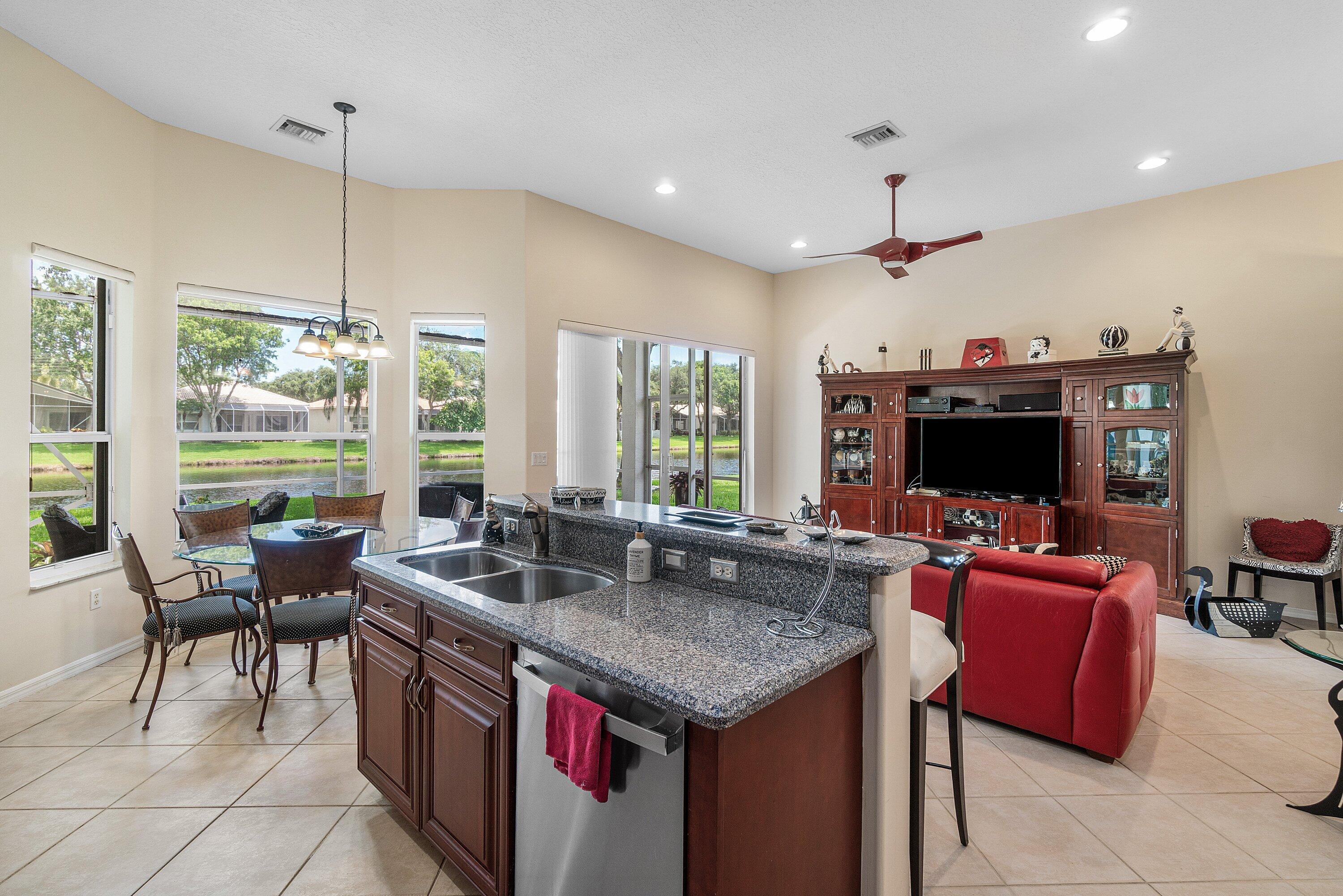 12196 Landrum Way, Boynton Beach, FL 33437, Boynton Beach - Photo 4