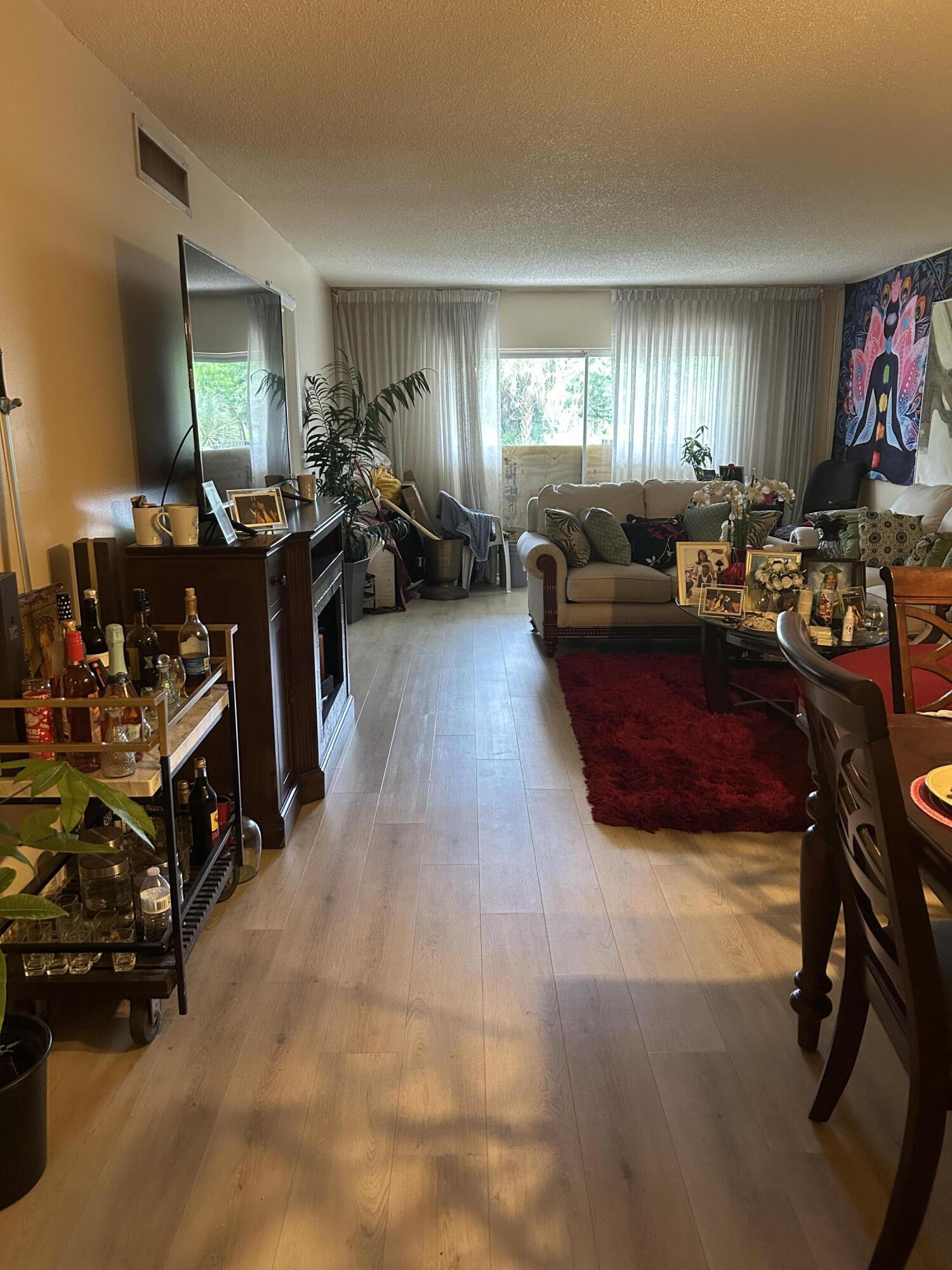 6100 S Falls Cir Drive 105, Lauderhill, FL 33319, Lauderhill - Photo 3