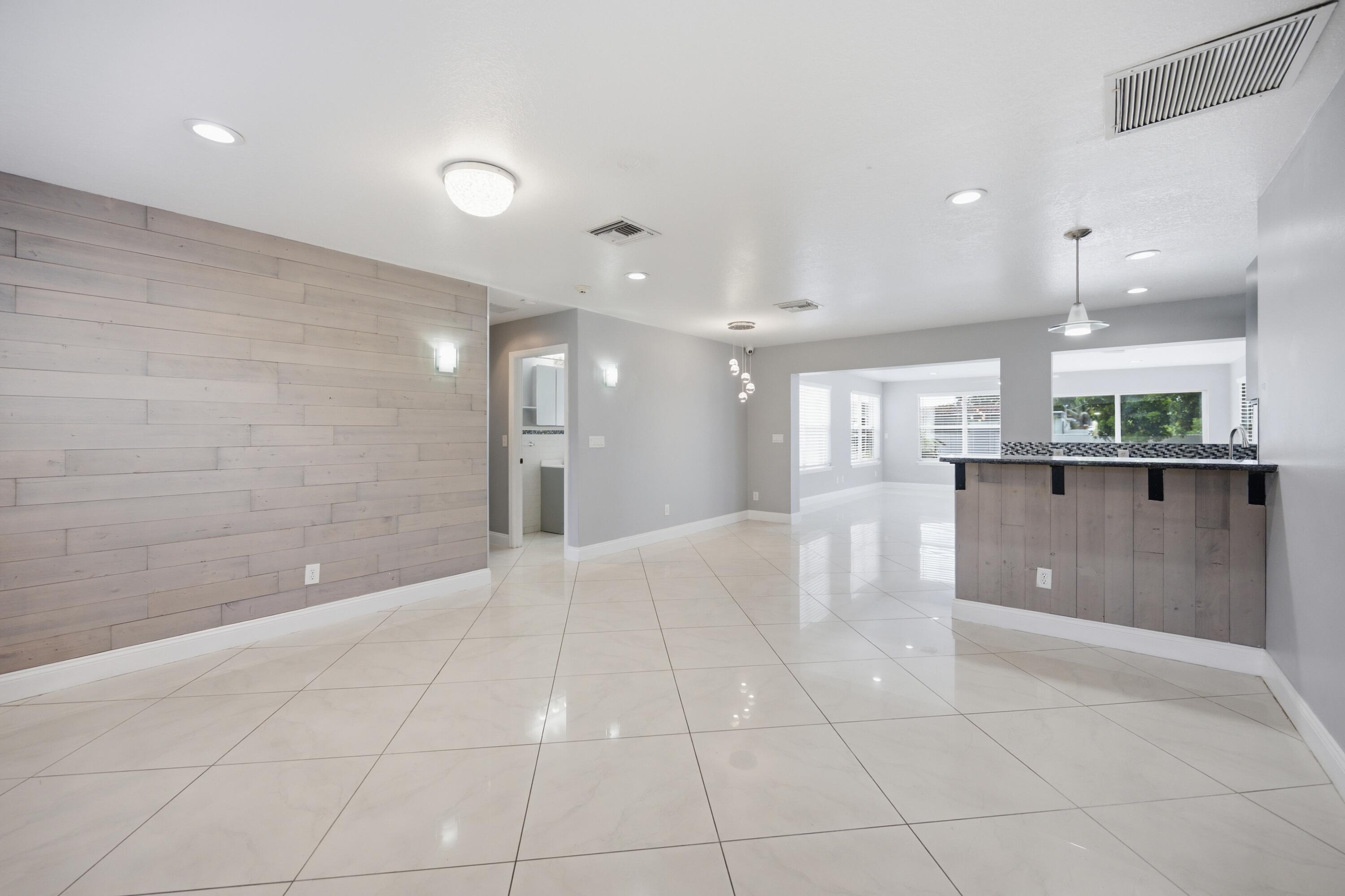 434 Australian Circle, Lake Park, FL 33403, Lake Park - Photo 5