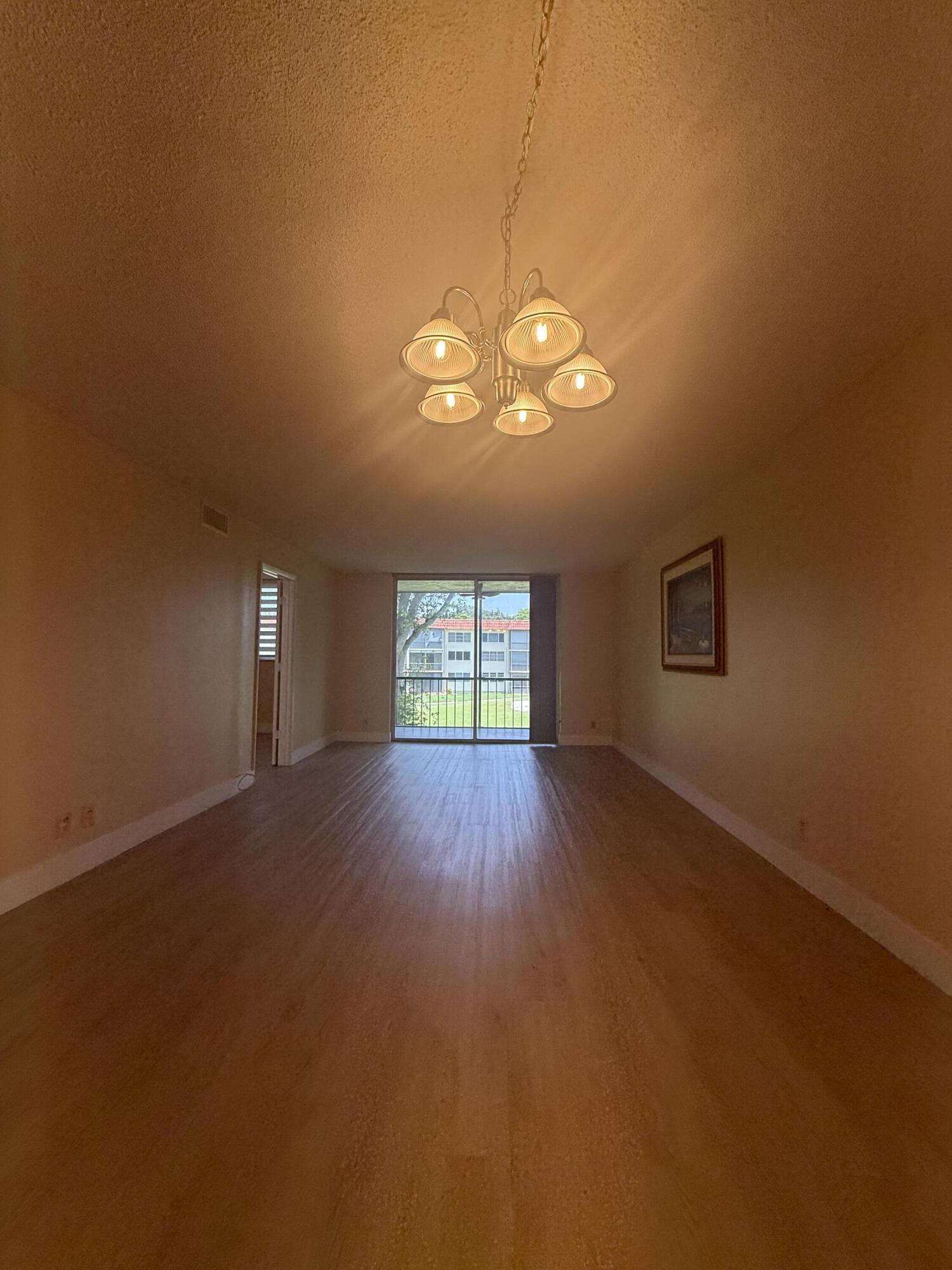830 S Hollybrook Drive 204, Pembroke Pines, FL 33025, Pembroke Pines - Photo 5