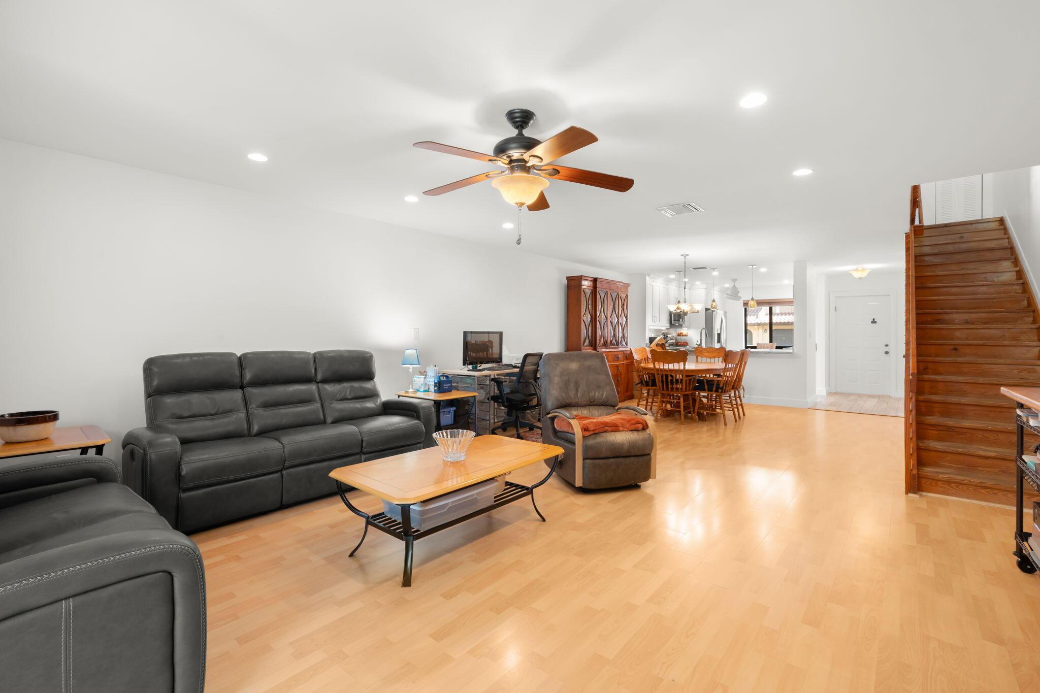 22075 Las Brisas Circle 306, Boca Raton, FL 33433, Boca Raton - Photo 5