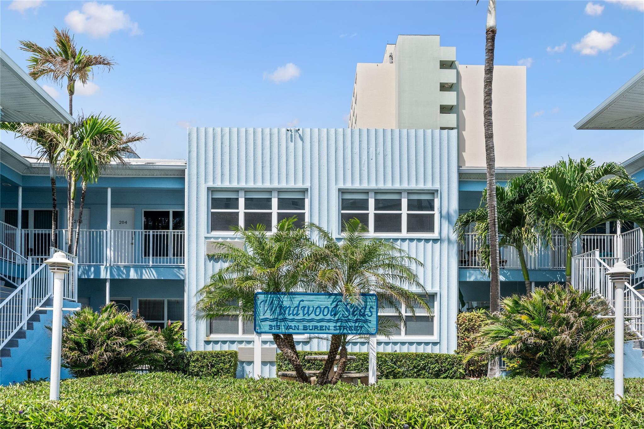 315 Van Buren Street 205B, Hollywood, FL 33019, Hollywood - Photo 3