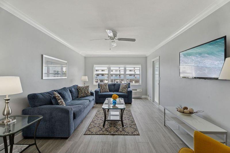 315 Van Buren Street 205B, Hollywood, FL 33019, Hollywood - Photo 5