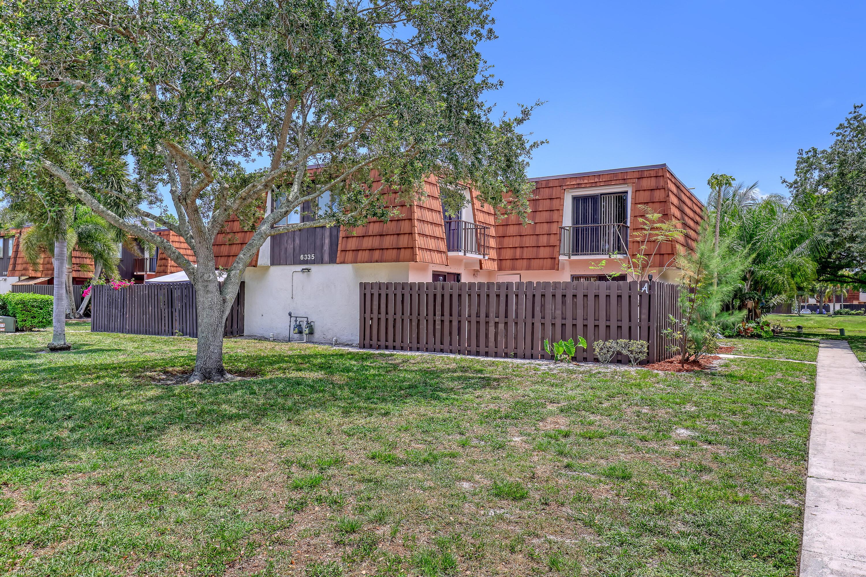 6335 Red Pine Lane A, Greenacres, FL 33415, Greenacres - Photo 2