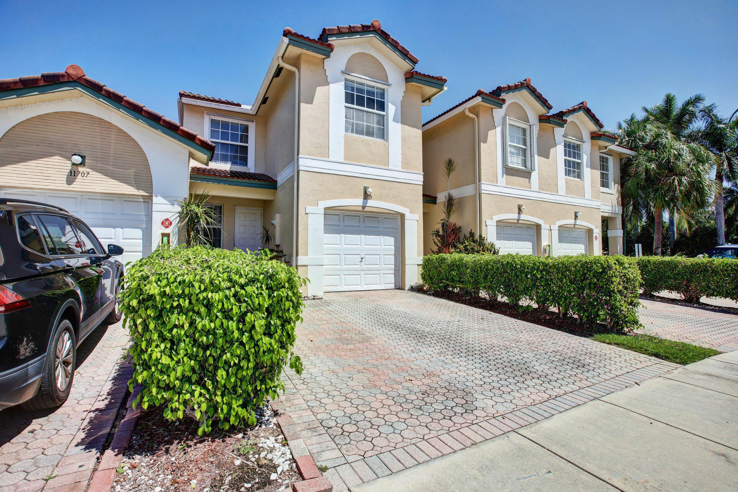 11705 NW 47th Drive, Coral Springs, FL 33076, Coral Springs - Photo 2